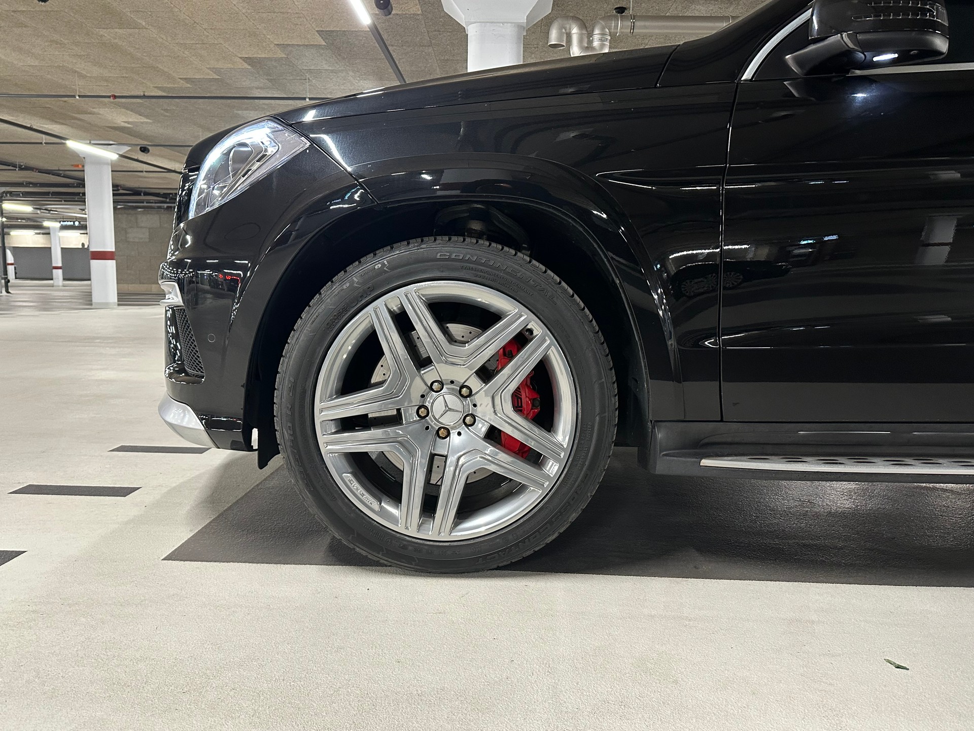 MERCEDES-BENZ GL 63 V8 AMG-image-4
