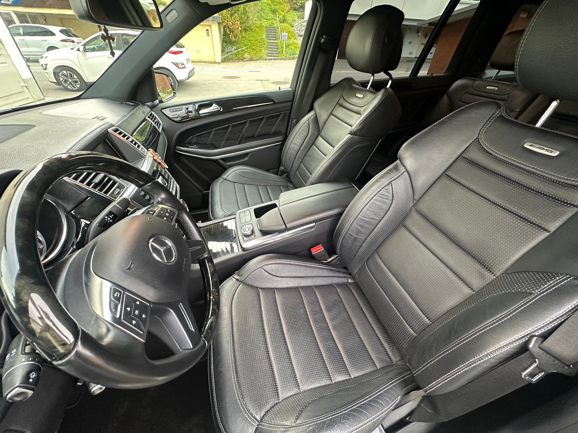 MERCEDES-BENZ GL 63 V8 AMG-image-8