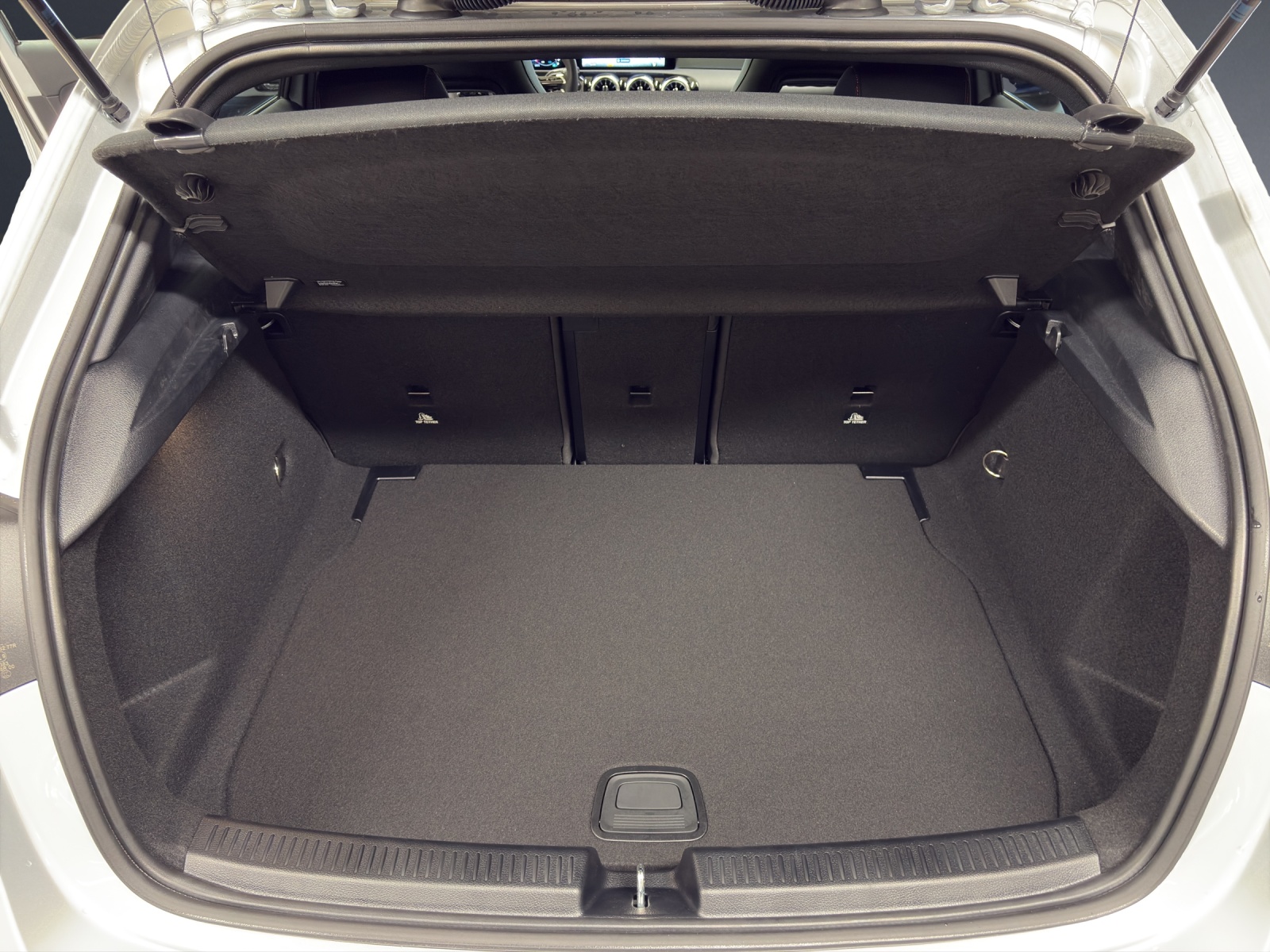 MERCEDES-BENZ A 200 Berline Compacte Night Star-image-13