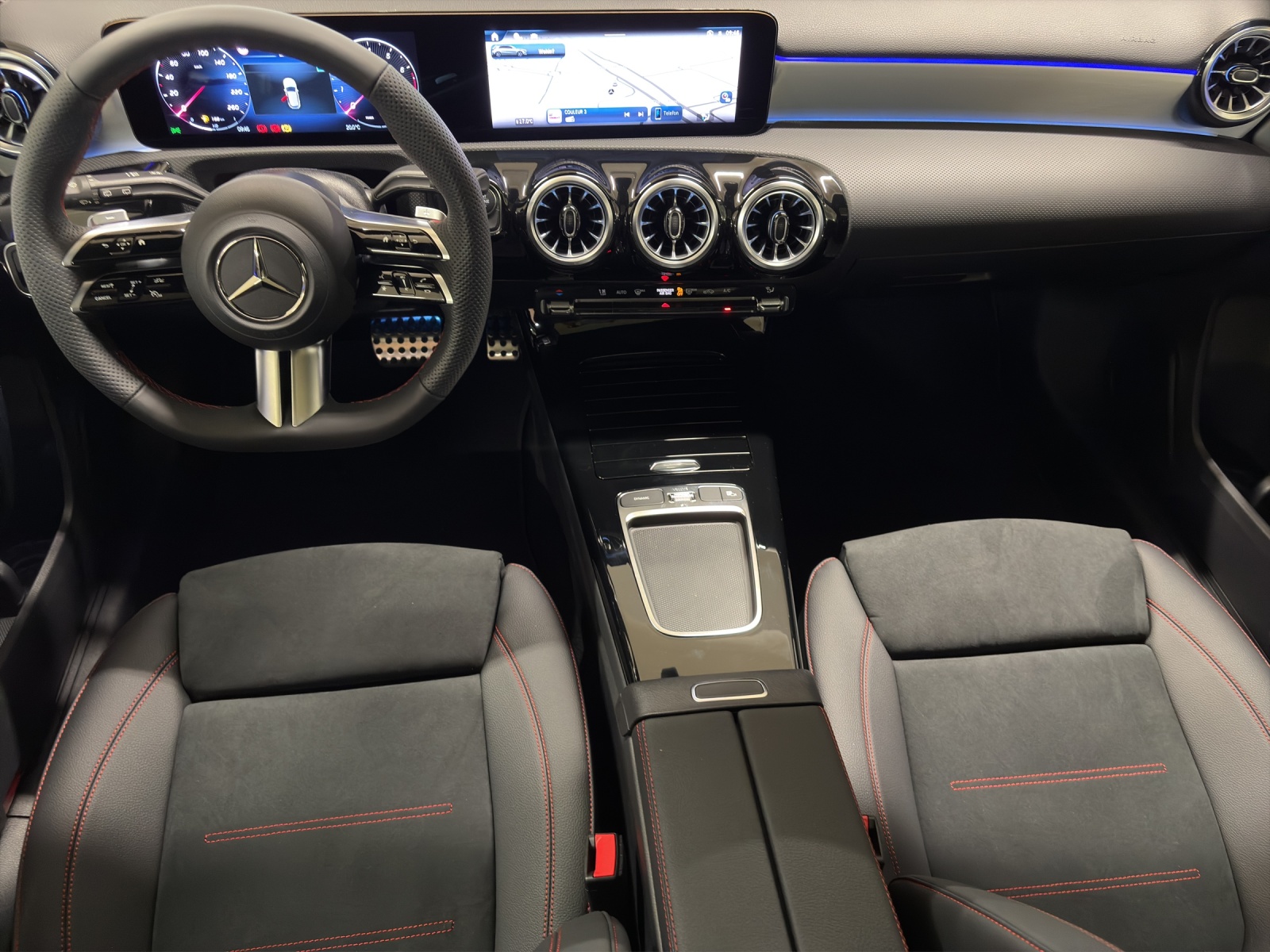 MERCEDES-BENZ A 200 Berline Compacte Night Star-image-5