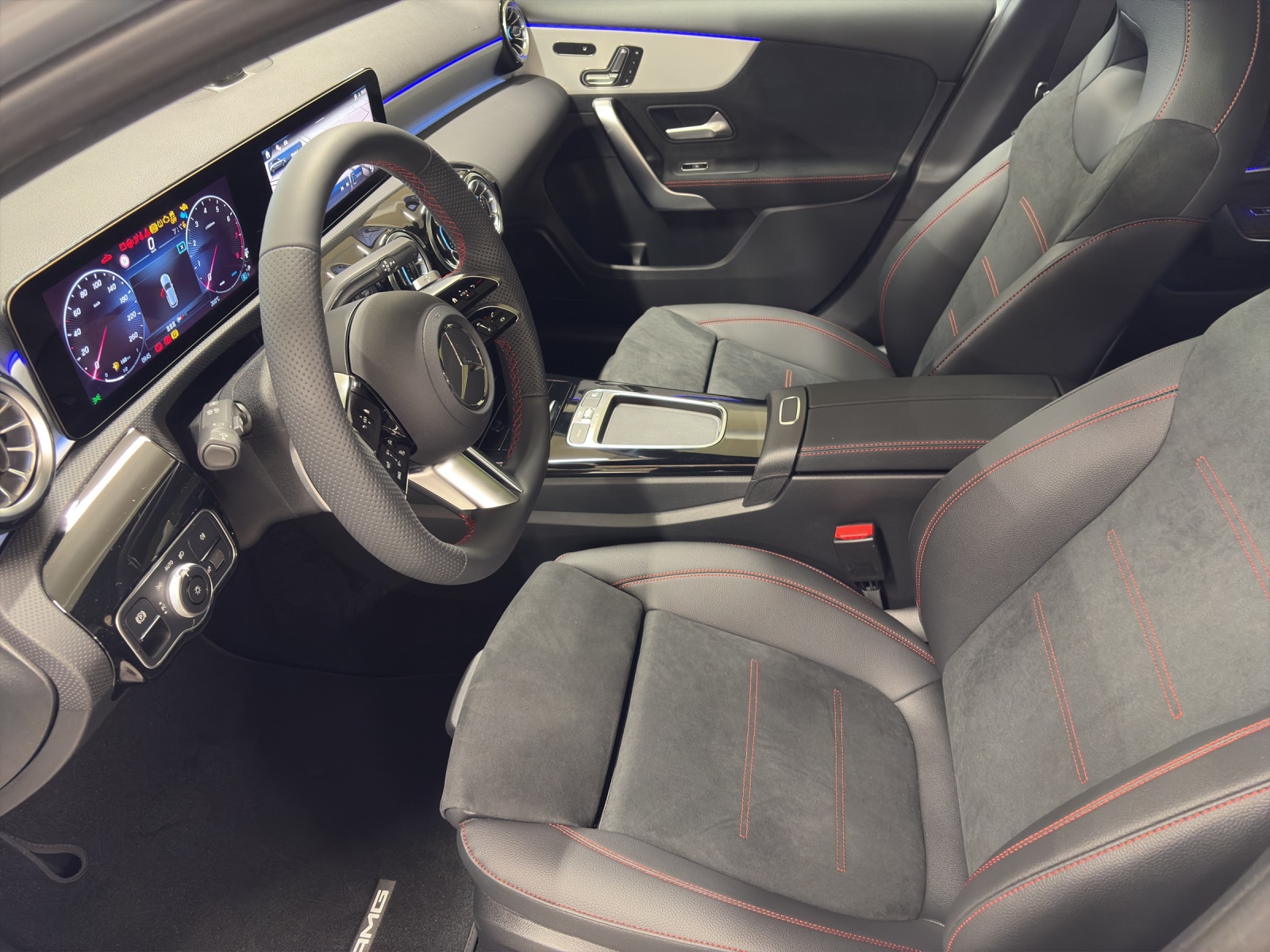 MERCEDES-BENZ A 200 Berline Compacte Night Star-image-8