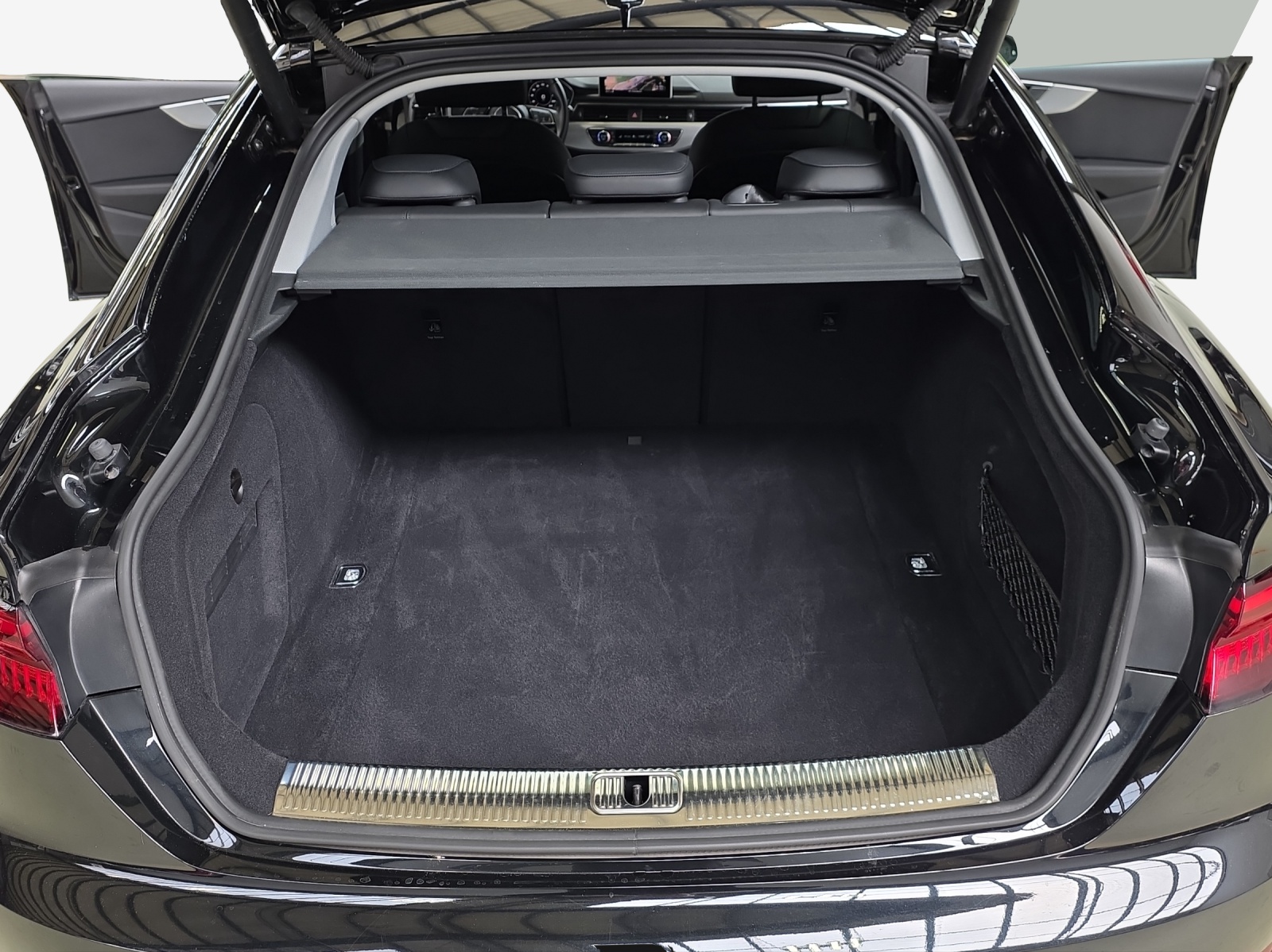 AUDI A5 Sportback 45 TFSI S-tronic Design quattro-image-12