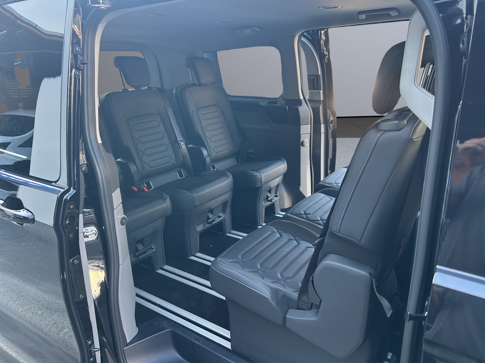 FORD Tourneo Custom 340 L1 2.5 Durat-image-12