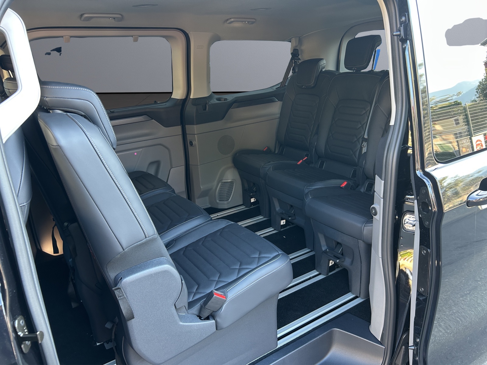 FORD Tourneo Custom 340 L1 2.5 Durat-image-7