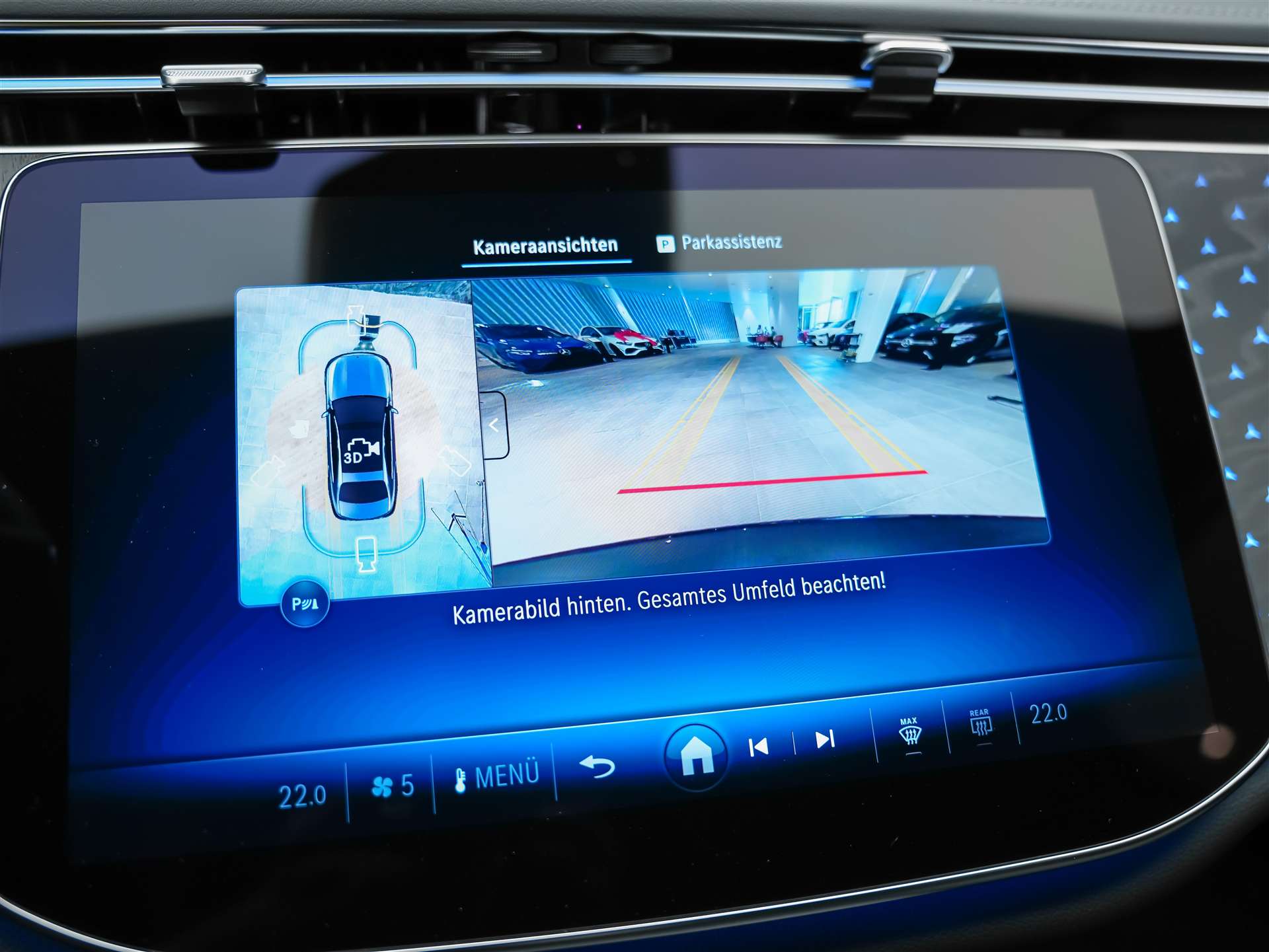 MERCEDES-BENZ E 220 d AMG Line *21" Felgen*Burmester*360° Kamera*Kühlergrill beleuchtet*-image-35