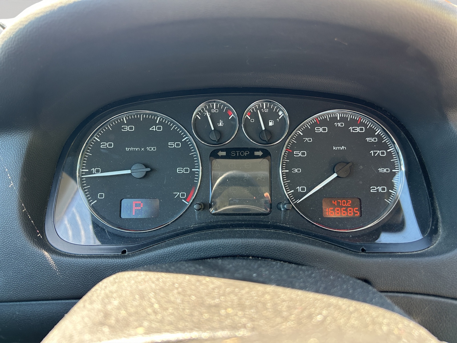 PEUGEOT 307 SW 2.0 16V Premium-image-14