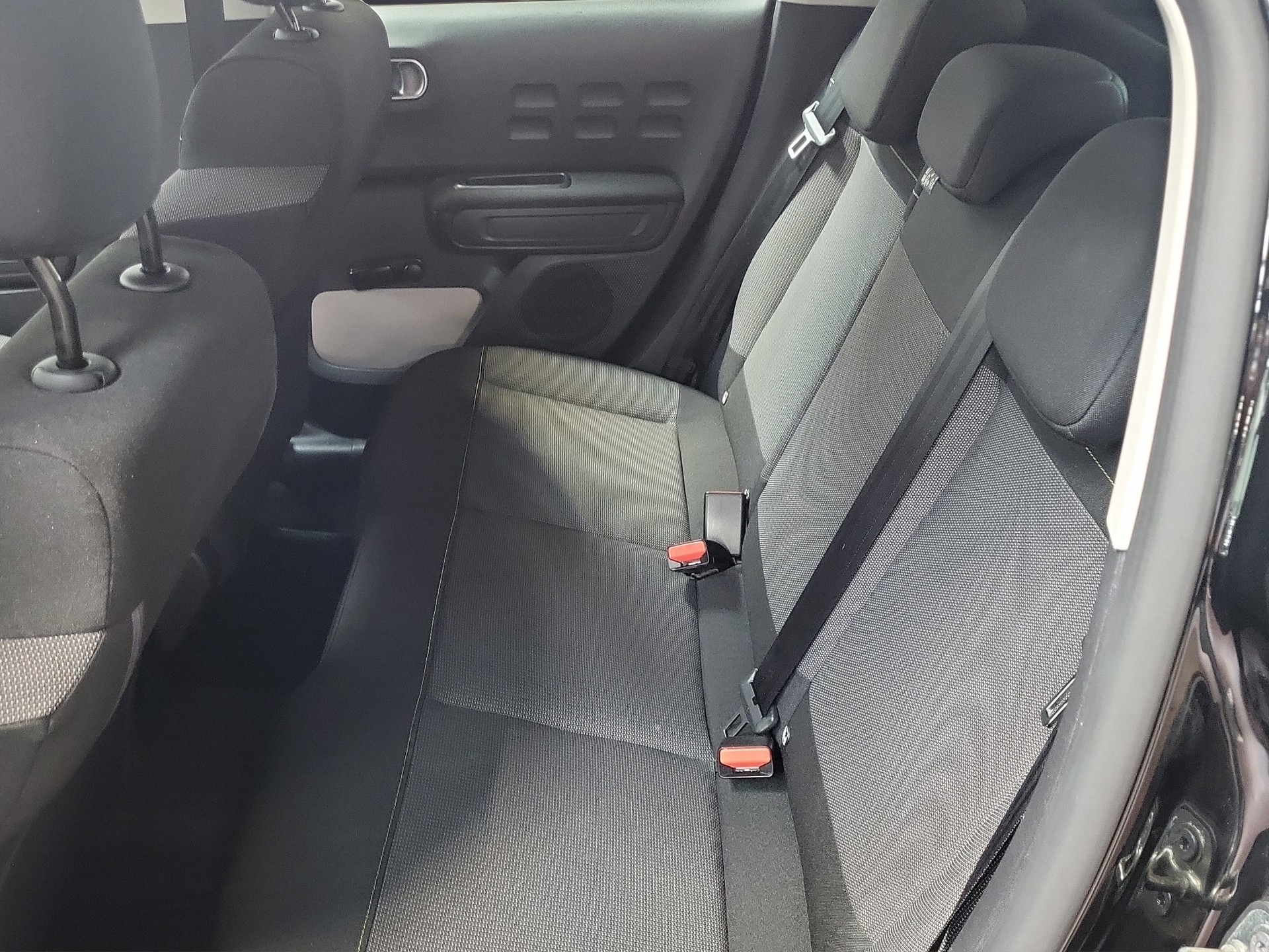 CITROEN C3 1.2 Swiss Edition-image-5