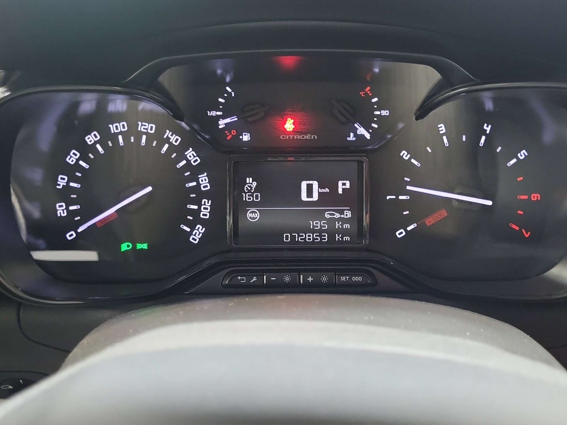 CITROEN C3 1.2 Swiss Edition-image-7