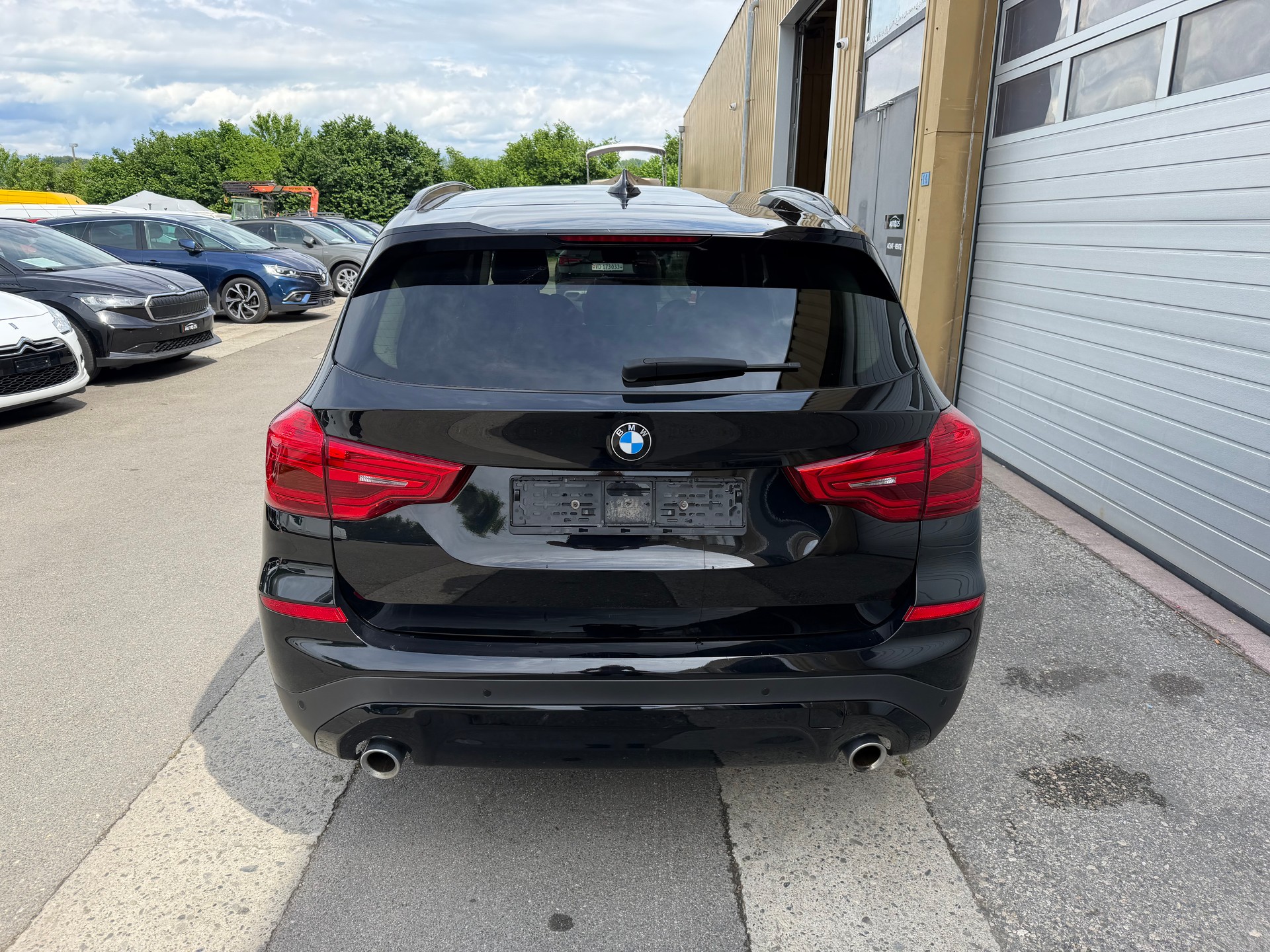 BMW X3 xDrive 30i Individual Luxury Line Steptronic-image-9