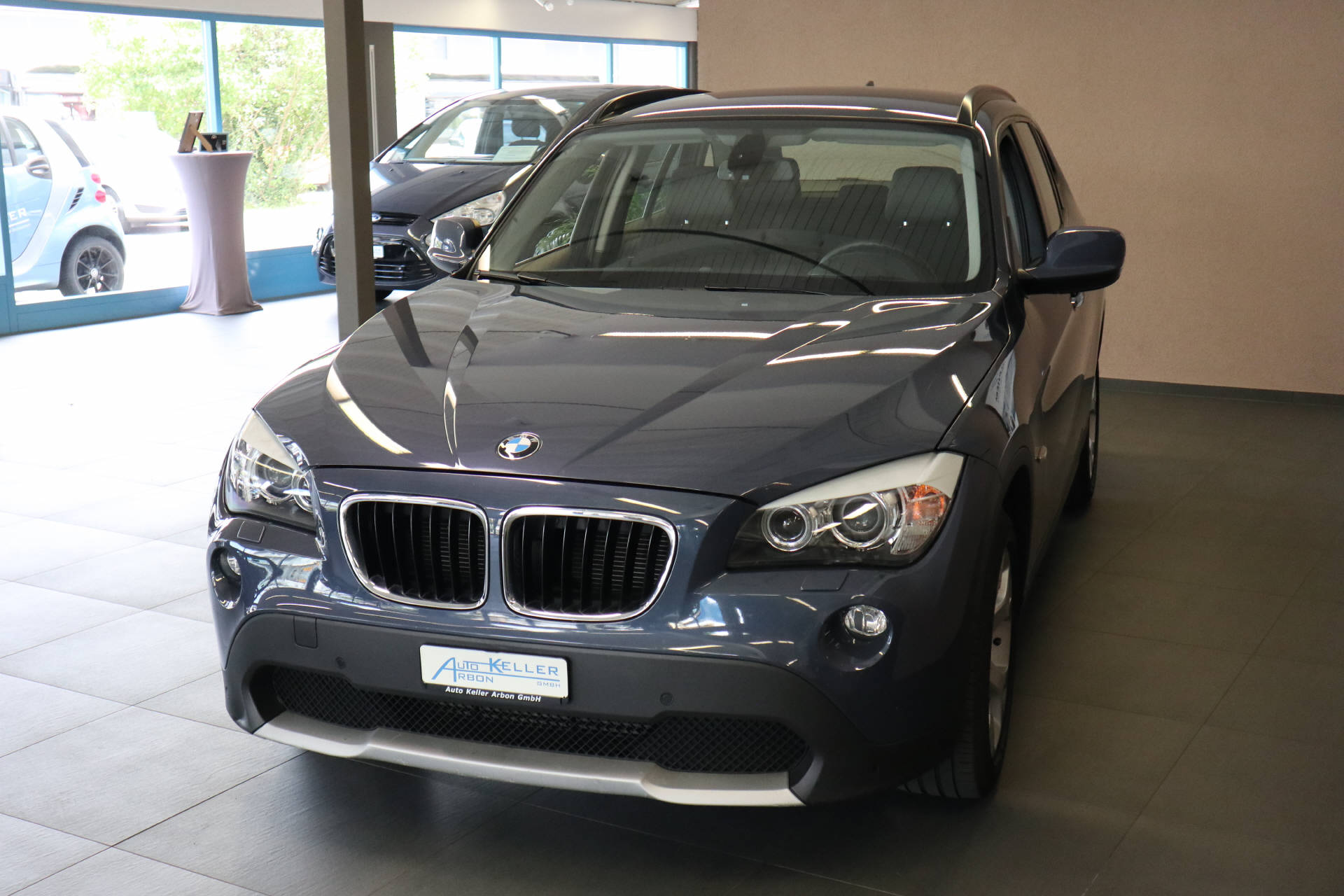BMW X1 20i xDrive-image-3
