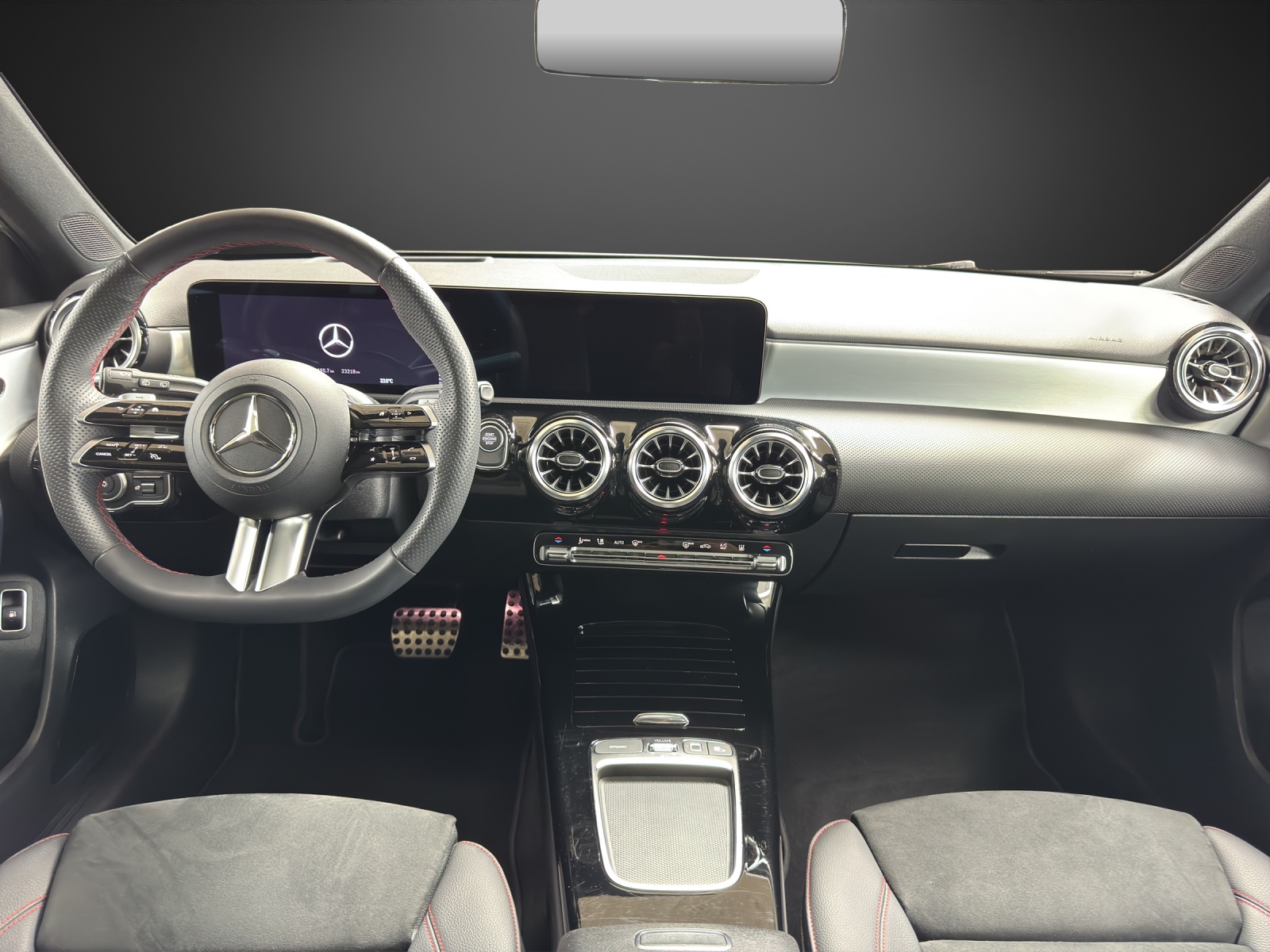 MERCEDES-BENZ A 250 e 8G-DCT-image-10