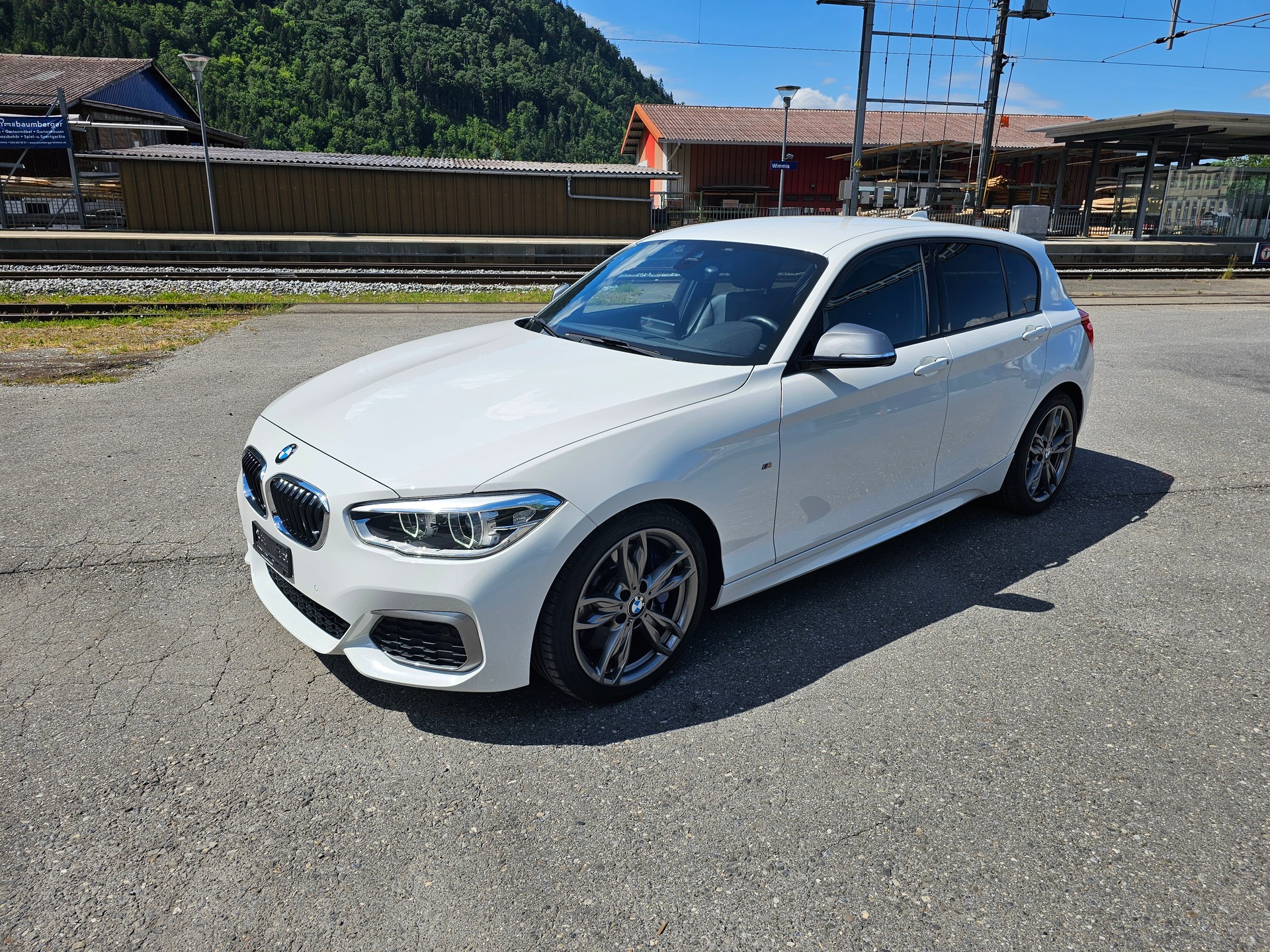 BMW M140i xDrive-image-0