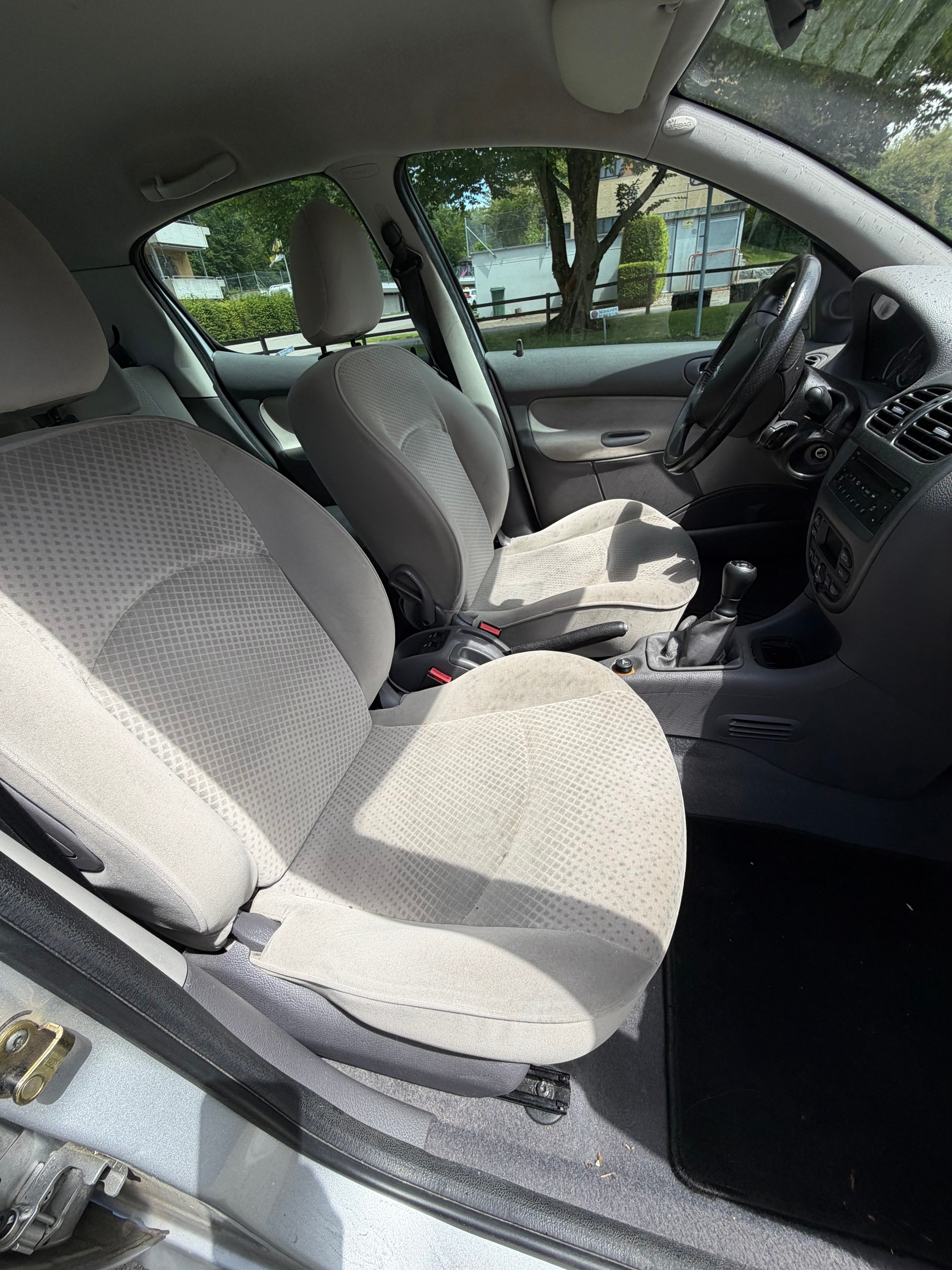 PEUGEOT 206 1.6 16V Black&Silver-image-12