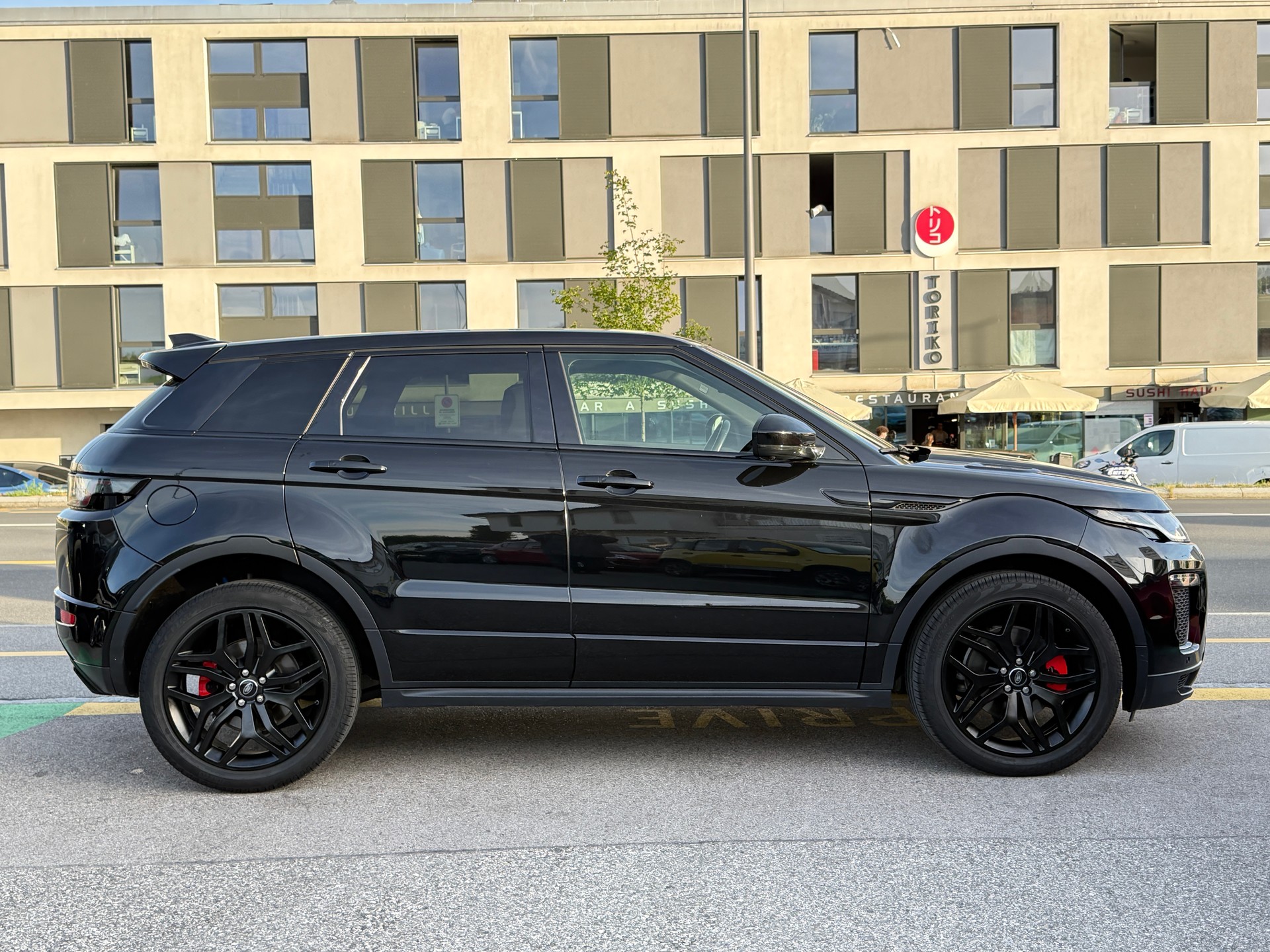 LAND ROVER Range Rover Evoque 2.0 Si4 HSE Dynamic AT9 - Valeur neuve CHF : 84‘699,60 - Nouvelle Expertise - NEU MFK : 26.06.2026-image-10