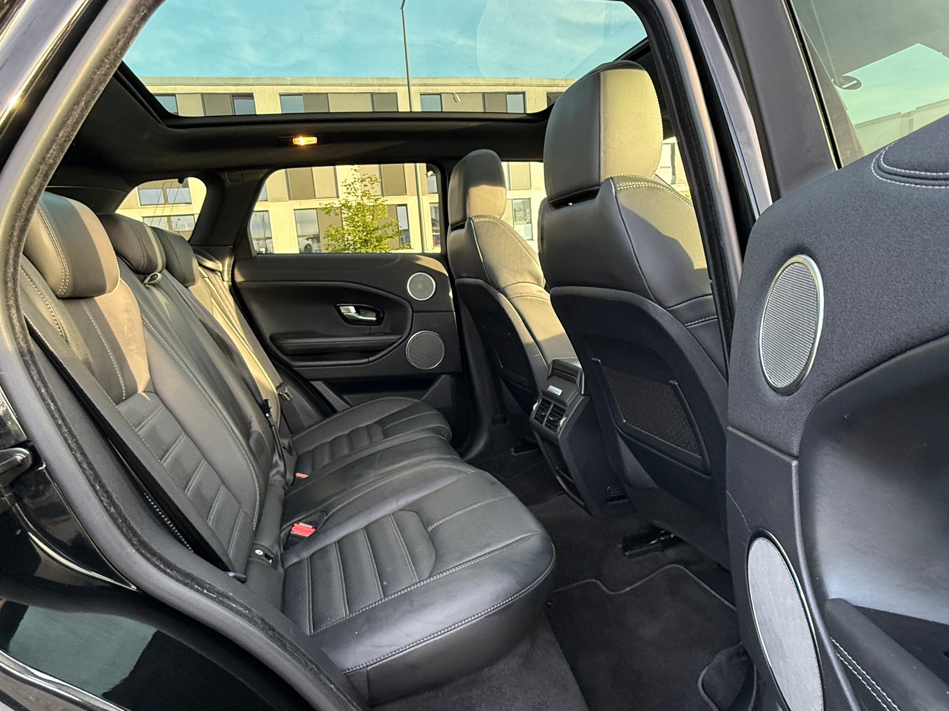 LAND ROVER Range Rover Evoque 2.0 Si4 HSE Dynamic AT9 - Valeur neuve CHF : 84‘699,60 - Nouvelle Expertise - NEU MFK : 26.06.2026-image-16