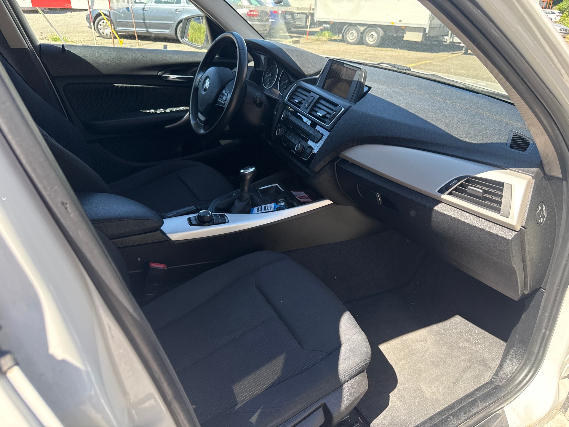 BMW 116i Business-image-9