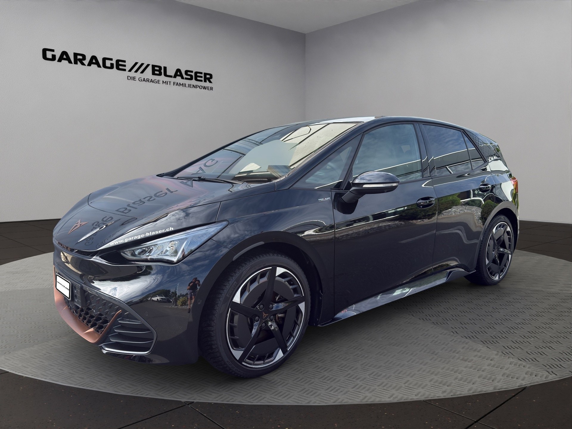 CUPRA Born 77 kWh e-Boost-image-0
