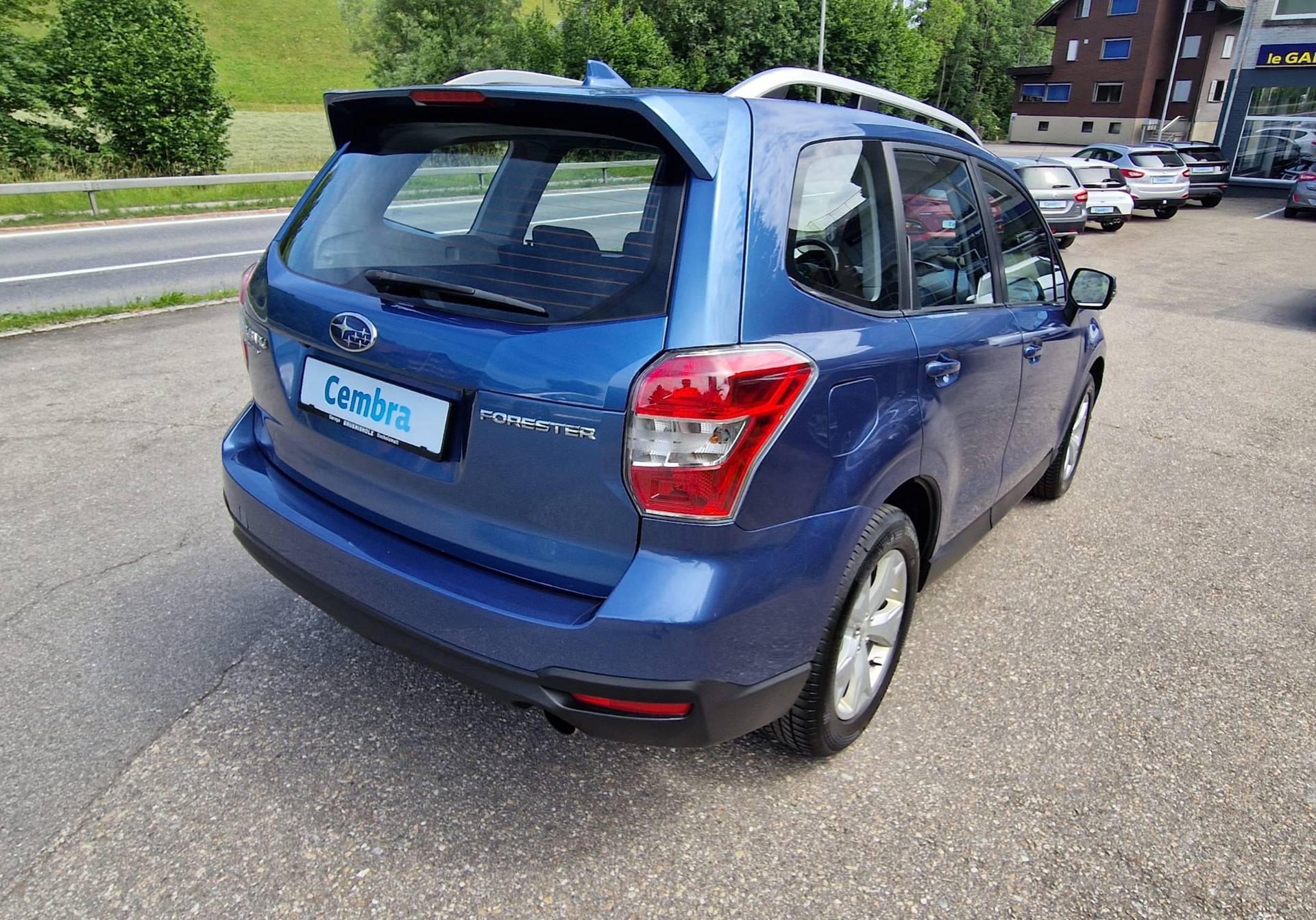 SUBARU Forester 2.0i Swiss-image-3