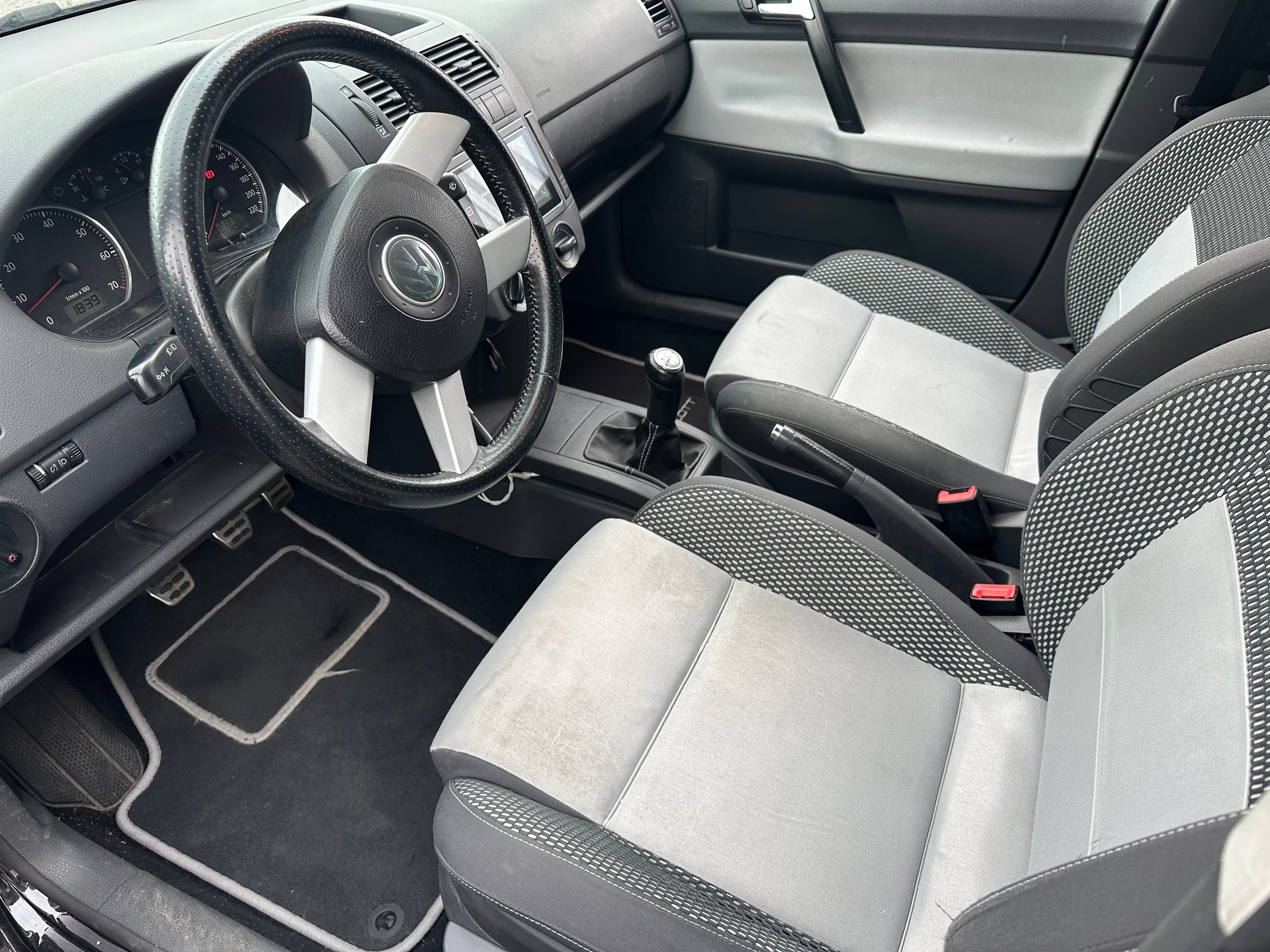 VW CrossPolo 1.6 16V-image-8