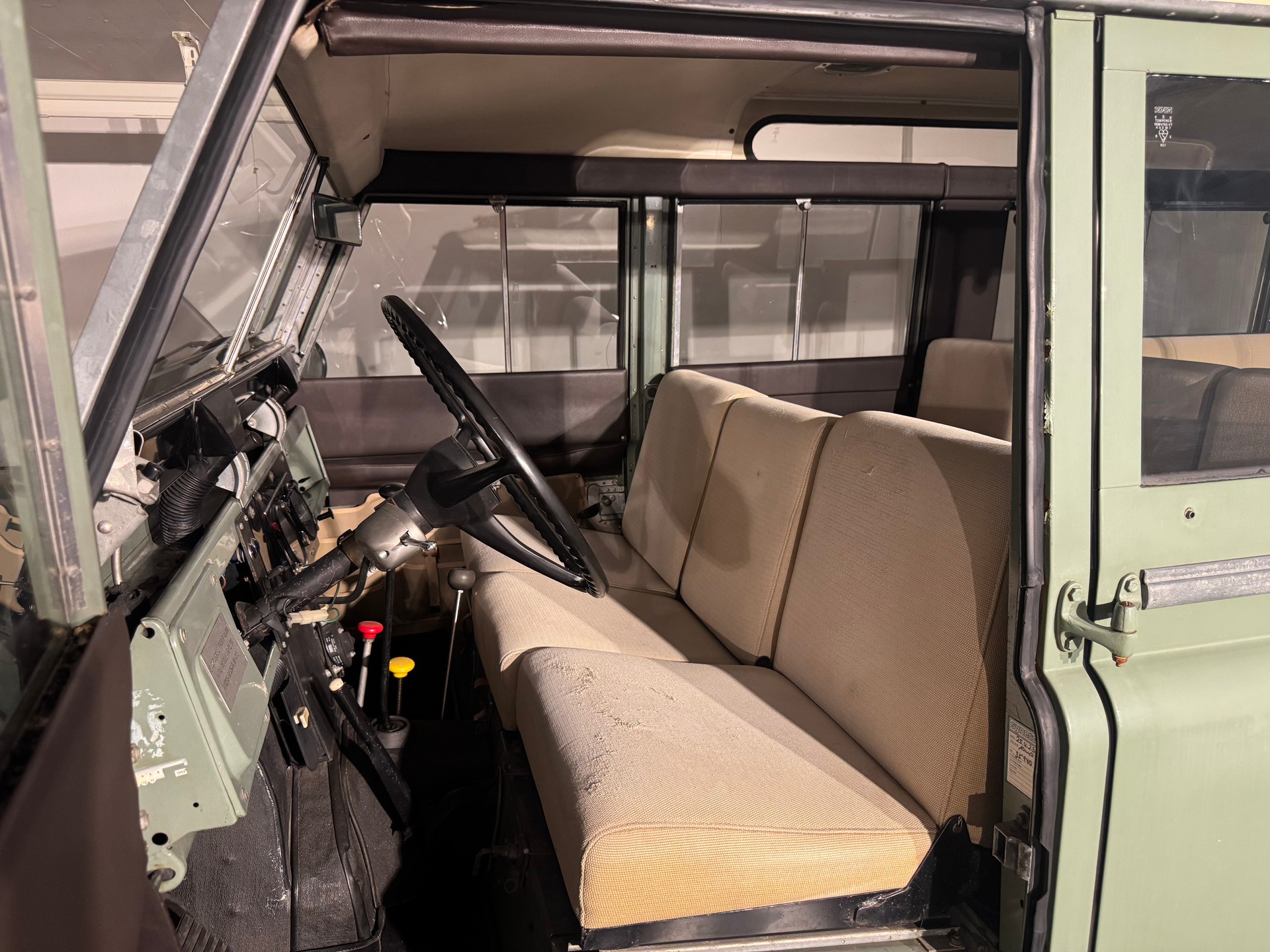LAND ROVER 109 Serie IIA 2.6-image-12