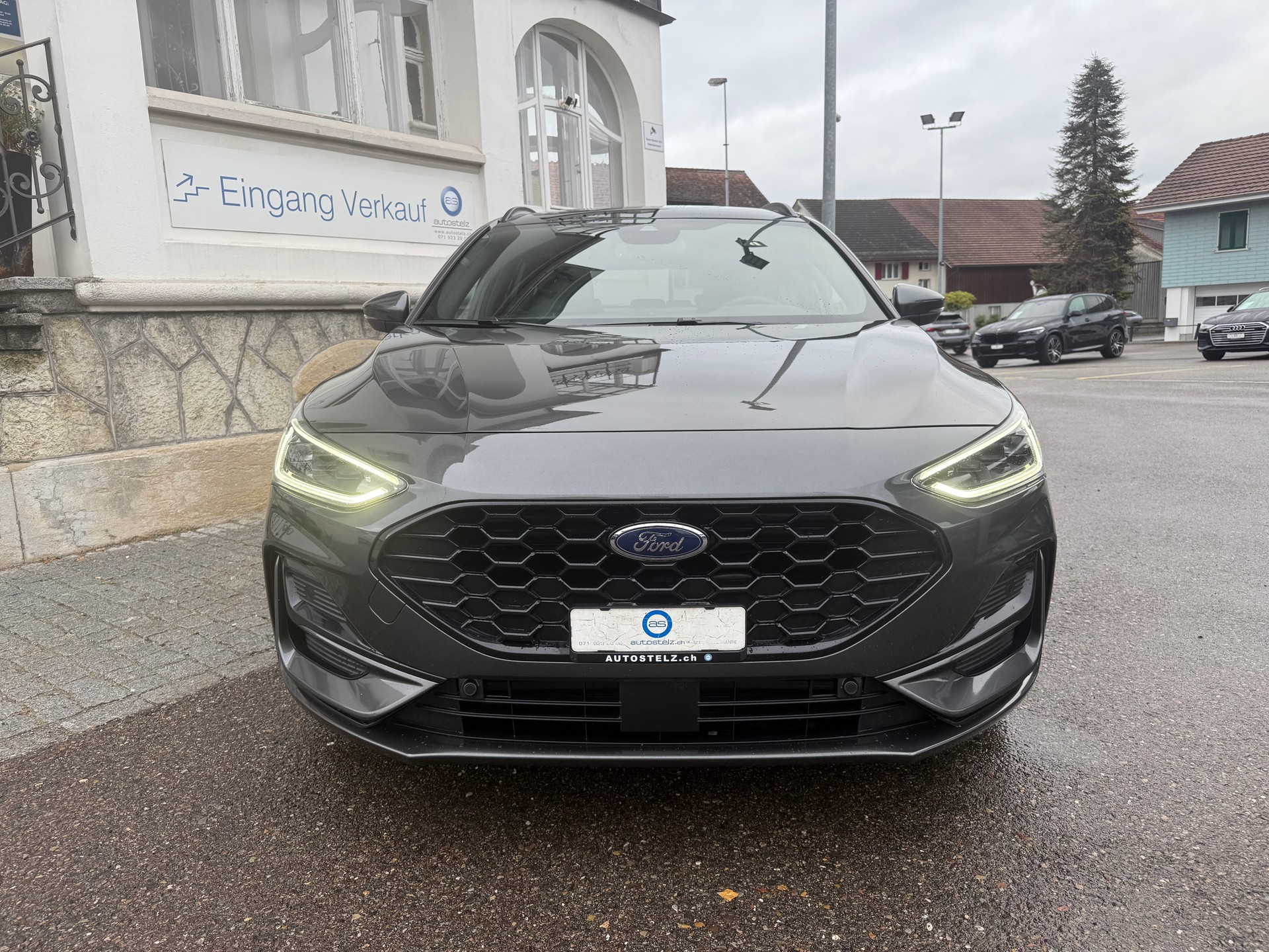 FORD Focus Station Wagon 1.0i EcoB Hybrid 155 ST-Line X-image-2