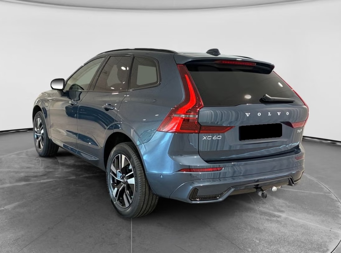 VOLVO XC60 T6 eAWD PluginHybrid Plus Dark Geartronic-image-2