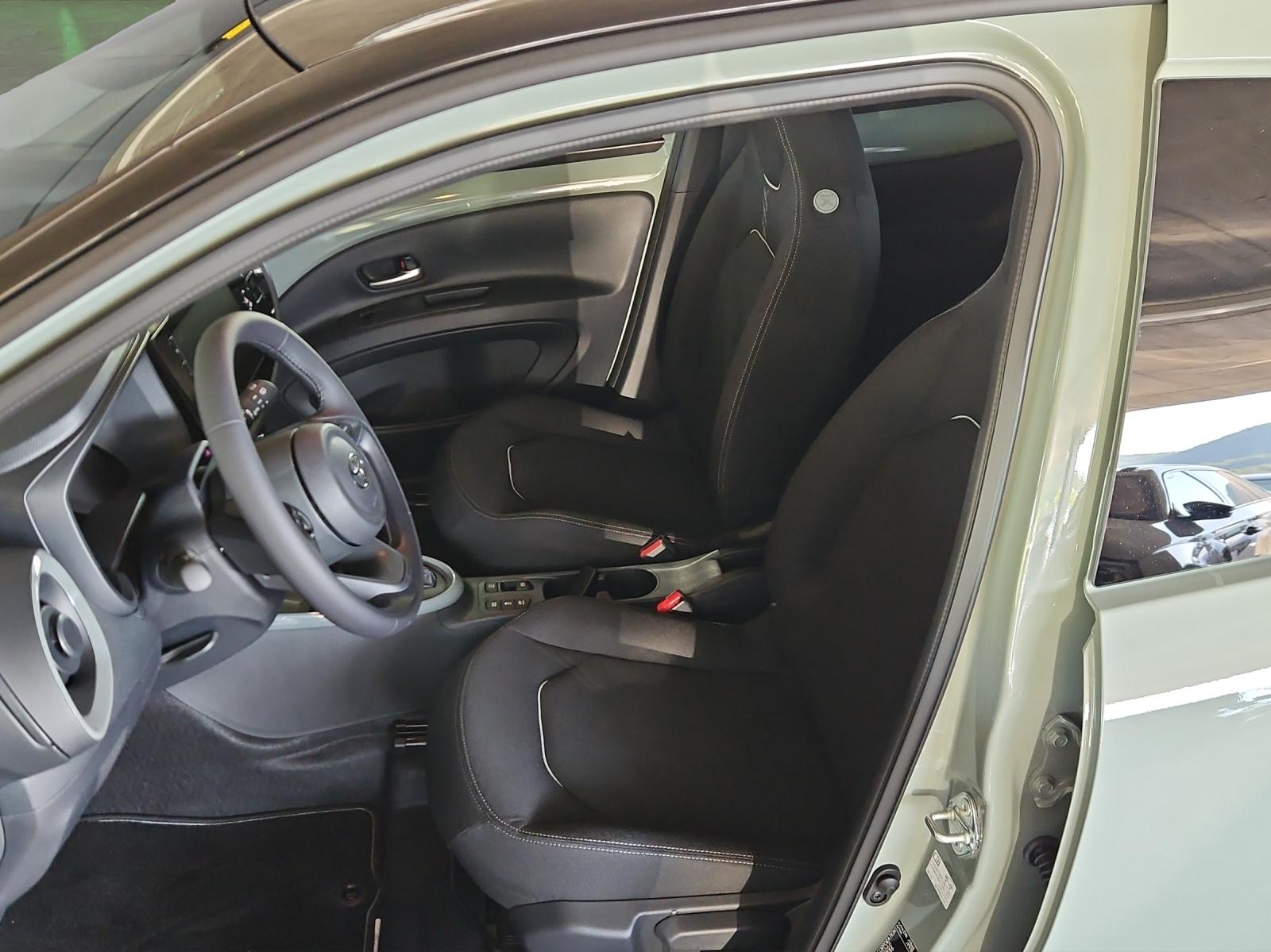 TOYOTA Aygo X 1.5 VVT-i HSD Trend-image-8