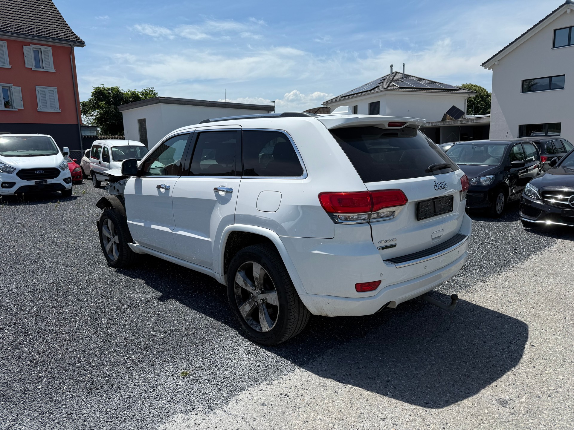 JEEP Grand Cherokee 3.0 CRD Overland Automatic-image-3