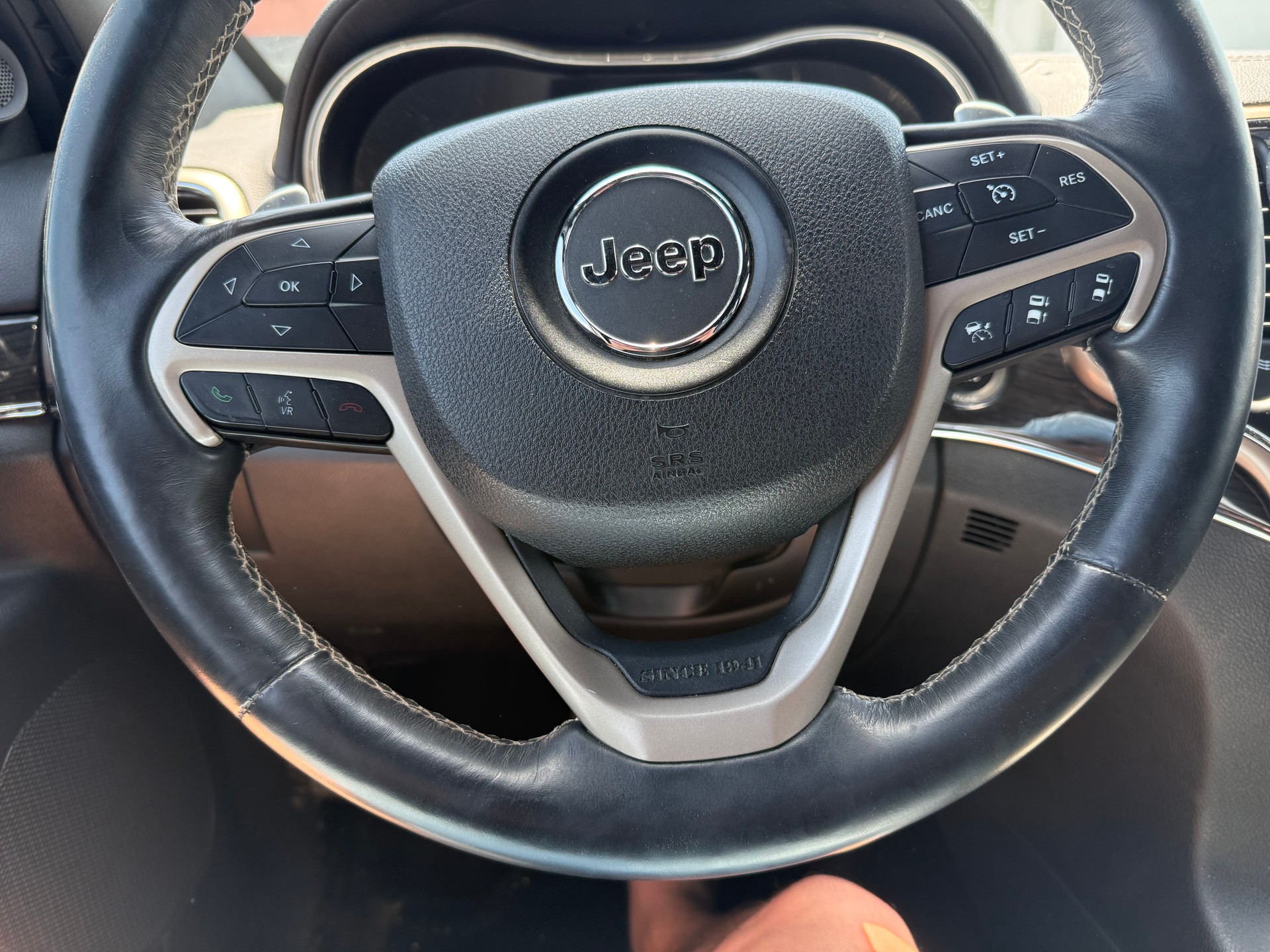 JEEP Grand Cherokee 3.0 CRD Overland Automatic-image-13