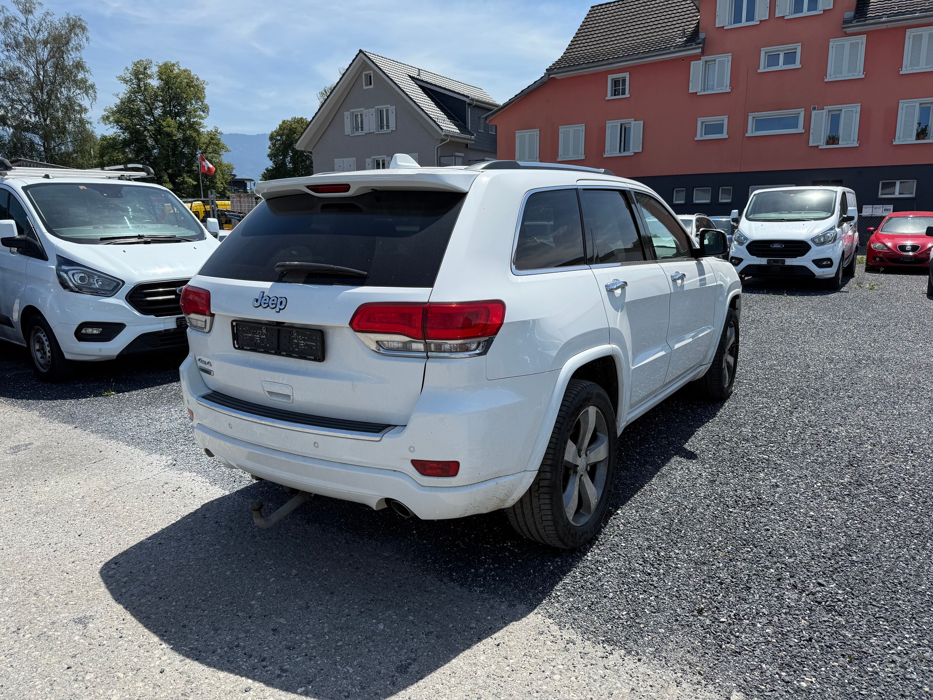JEEP Grand Cherokee 3.0 CRD Overland Automatic-image-5