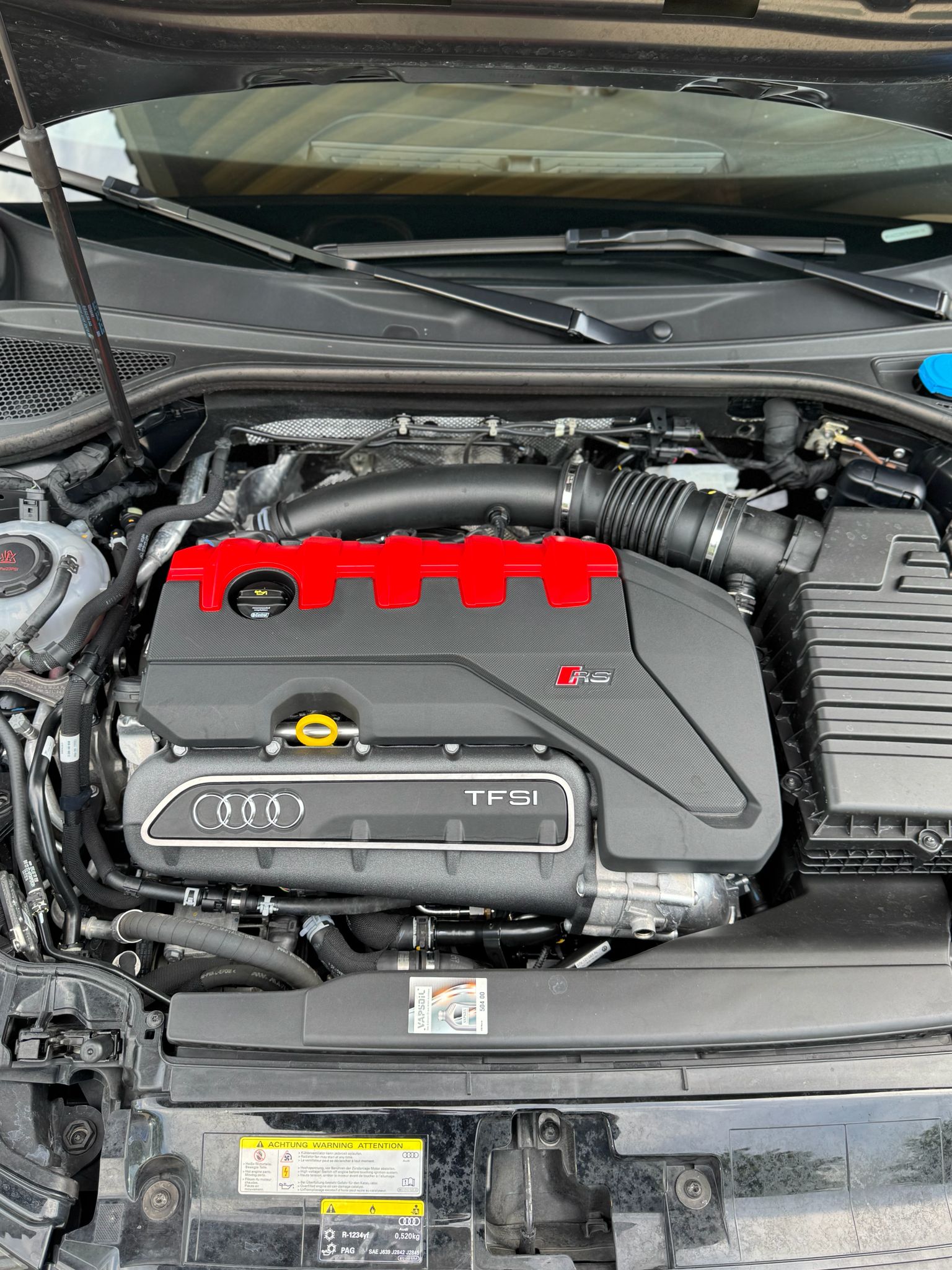 AUDI RS3 Sportback 2.5 TSI quattro S-tronic-image-10