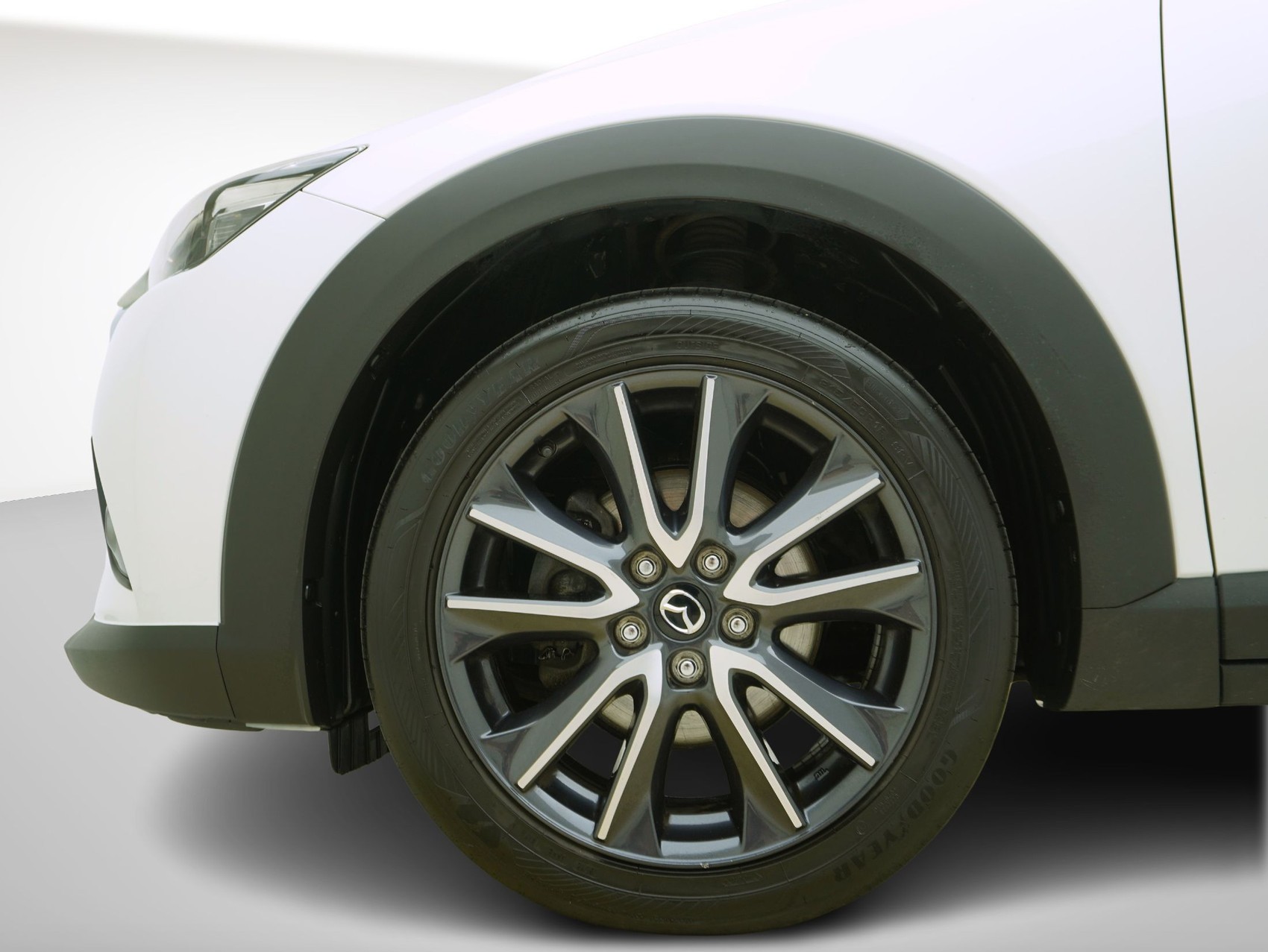 MAZDA CX-3 1.5 D Revolution AWD-image-6