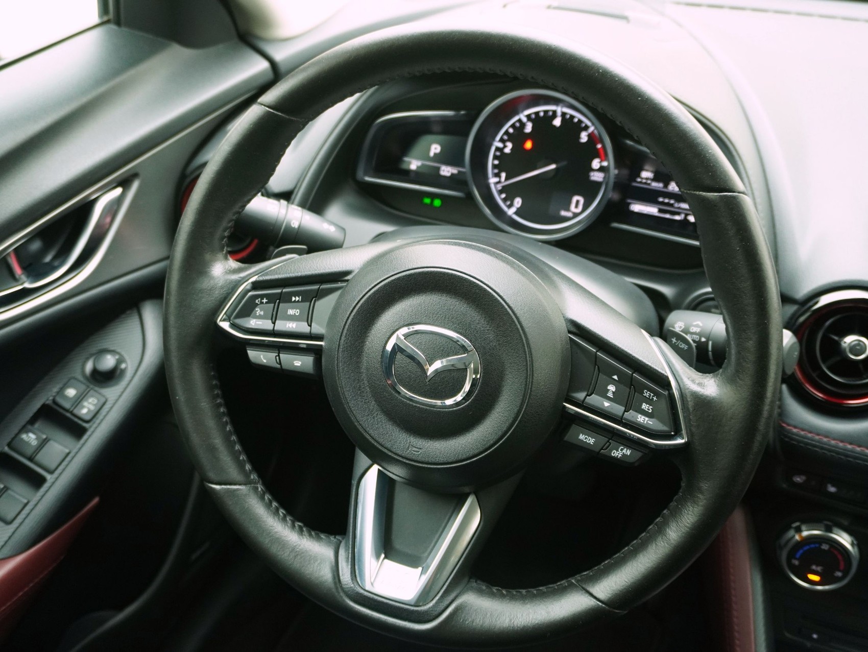 MAZDA CX-3 1.5 D Revolution AWD-image-18