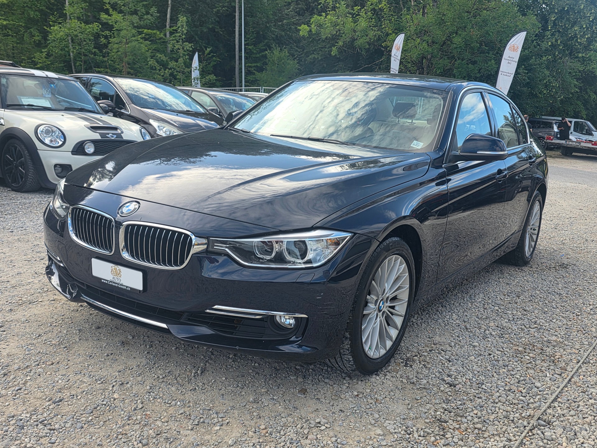 BMW 320i xDrive Luxury Line Frisch ab MFK / Frisch ab Service / Inklusive Garantie / Gratis Lieferung-image-0