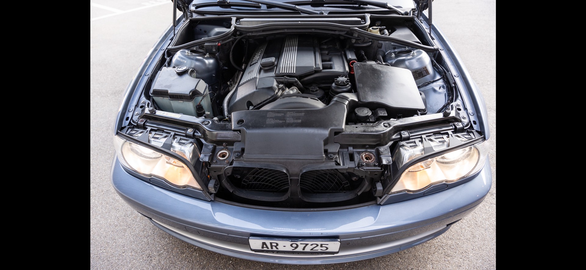 BMW 330Ci-image-5