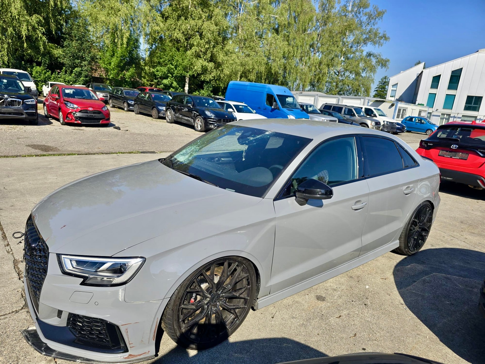 AUDI RS3 Limousine 2.5 TSI quattro S-tronic-image-5