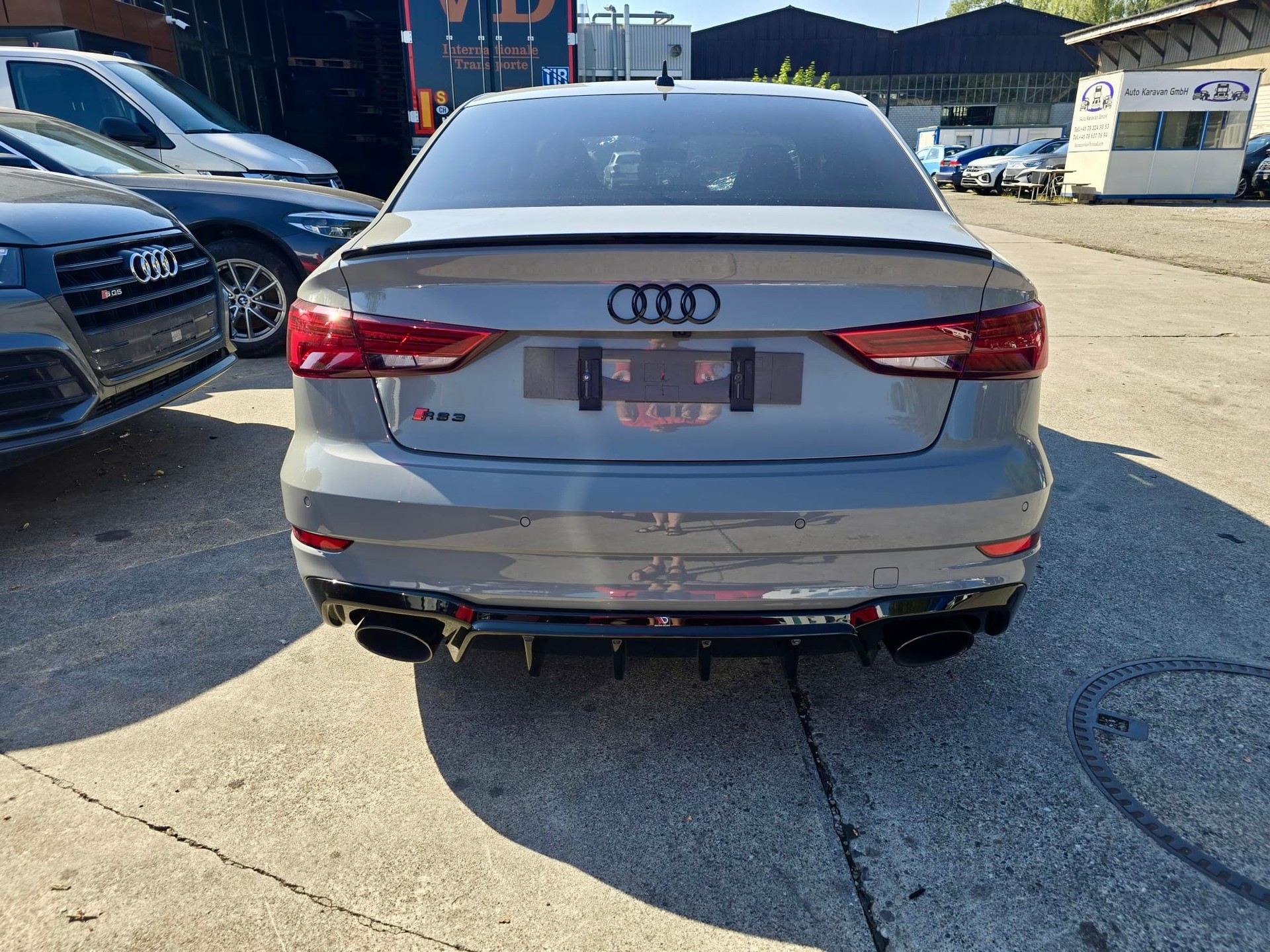 AUDI RS3 Limousine 2.5 TSI quattro S-tronic-image-7