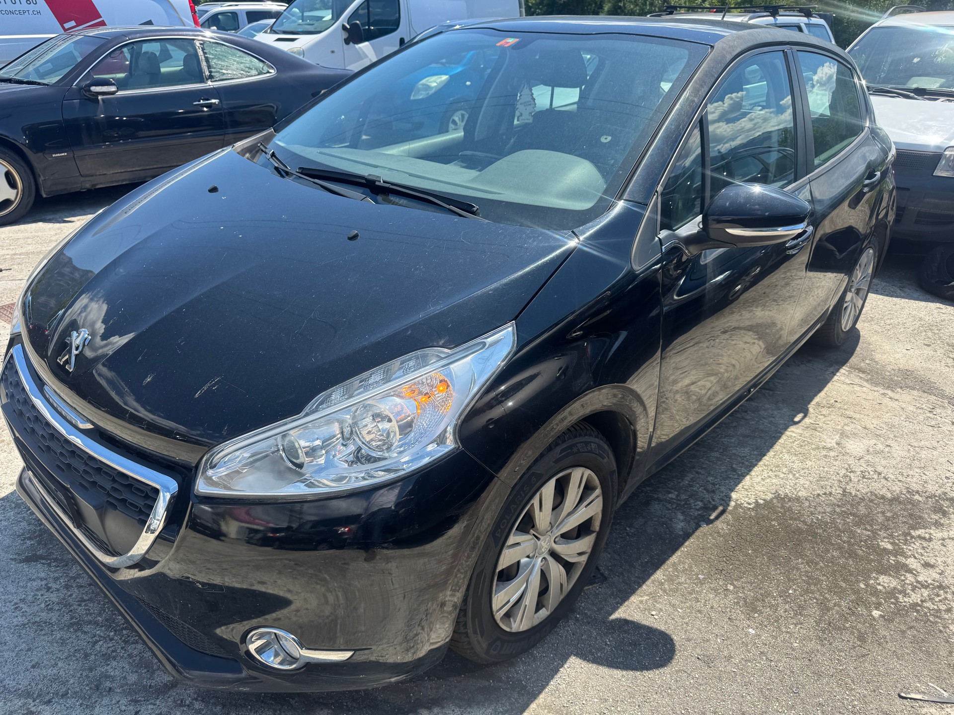PEUGEOT 208 1.2 VTI Access-image-4