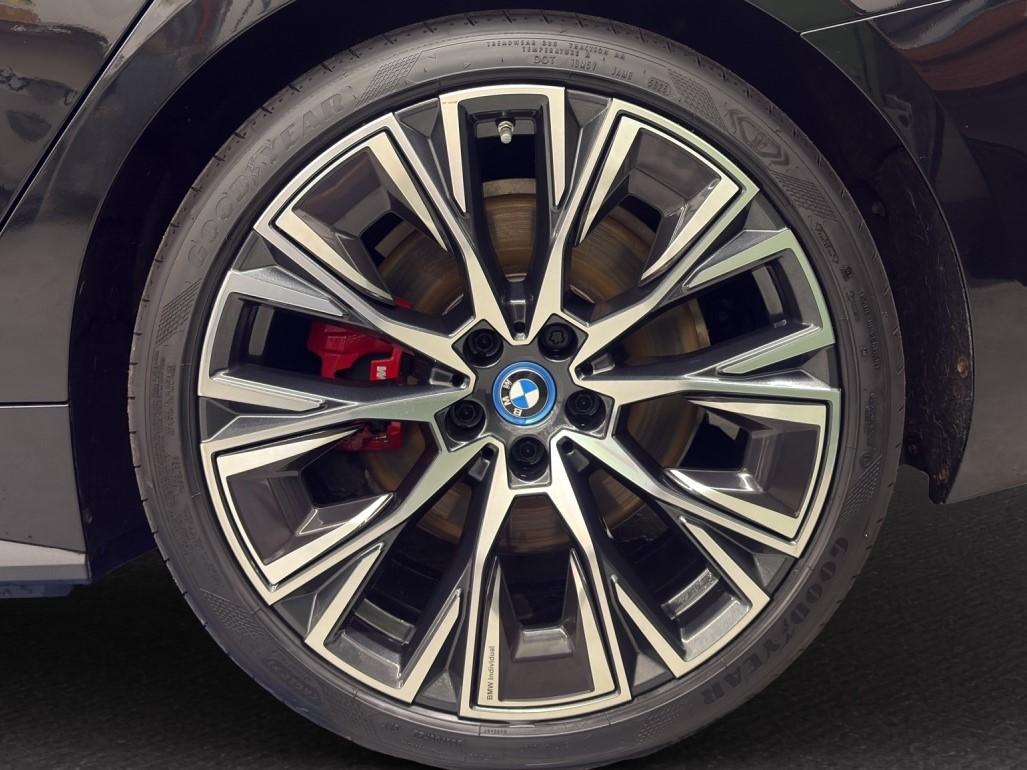 BMW i4 M50 M Sport-image-11