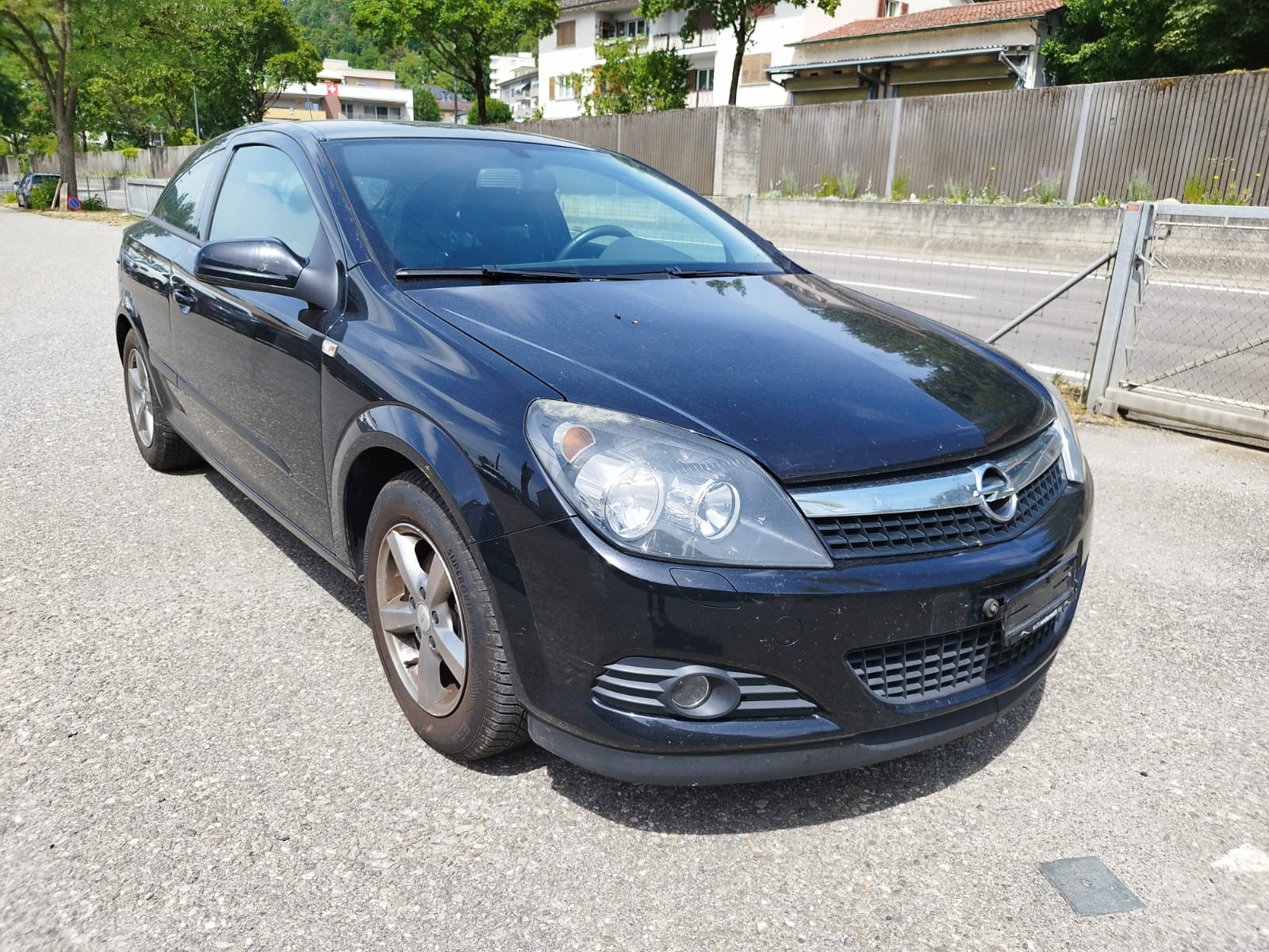 OPEL Astra GTC 1.8i 16V Sport-image-0