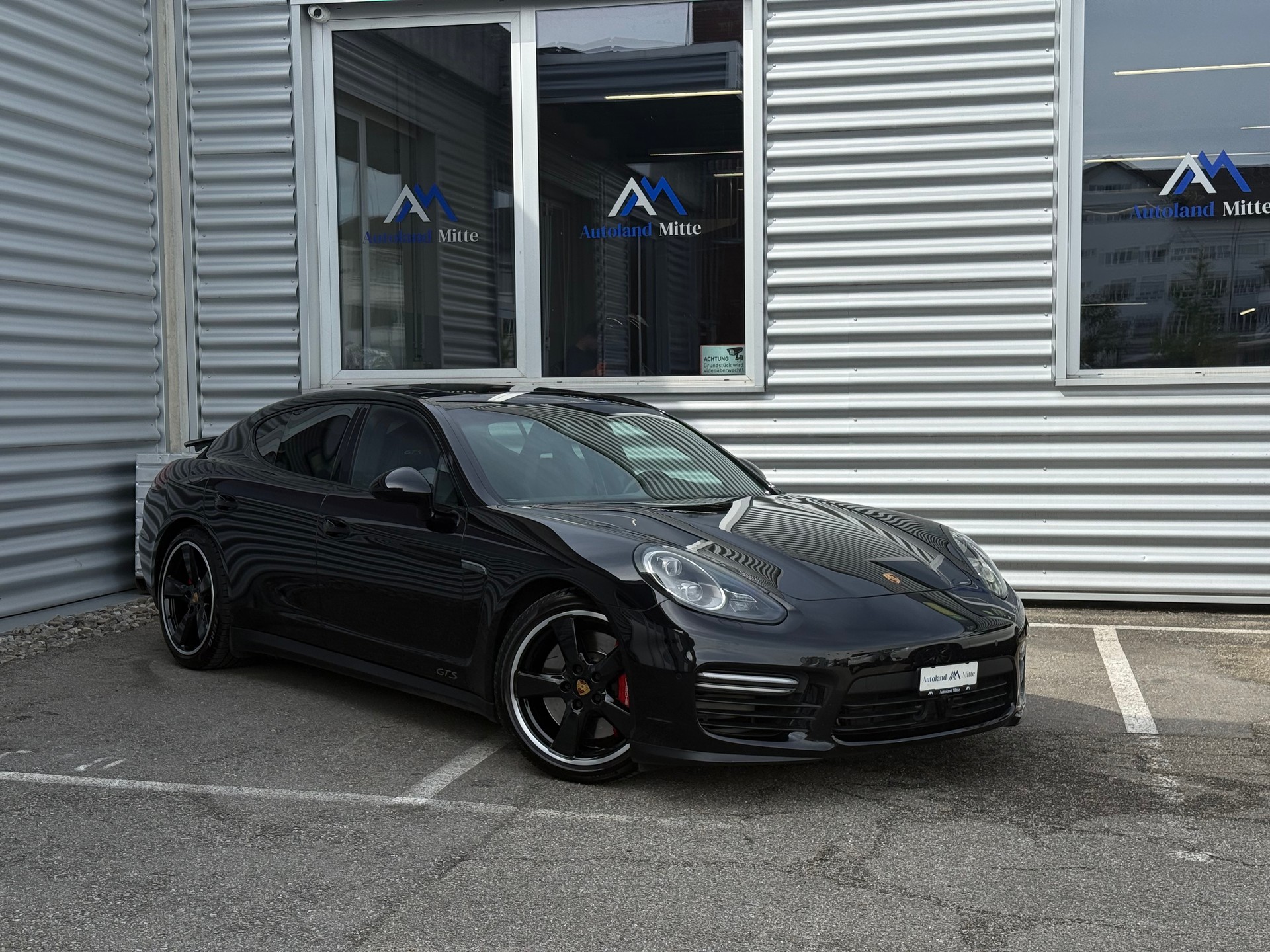 PORSCHE Panamera GTS 4.8 PDK-image-0