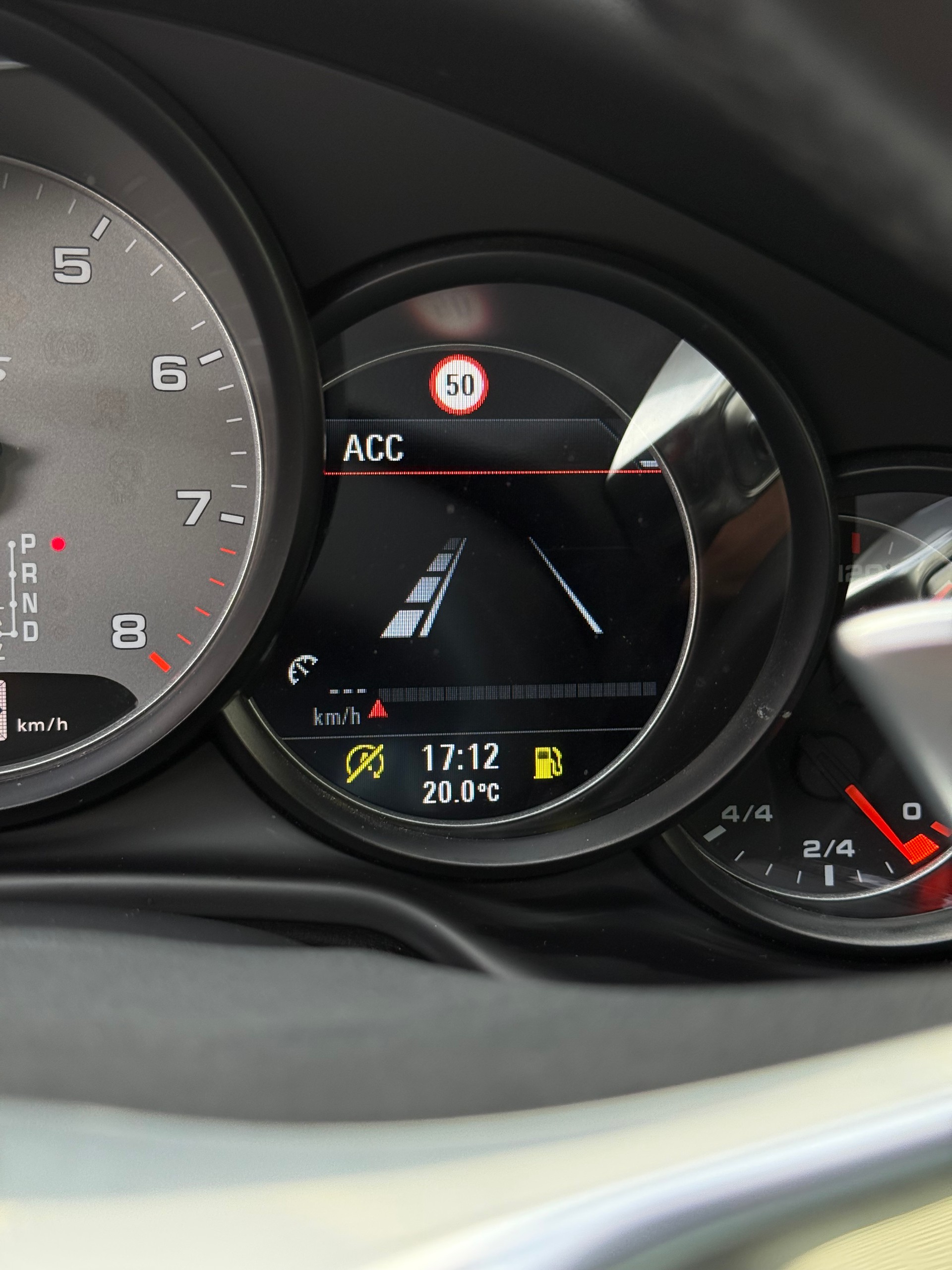 PORSCHE Panamera GTS 4.8 PDK-image-19