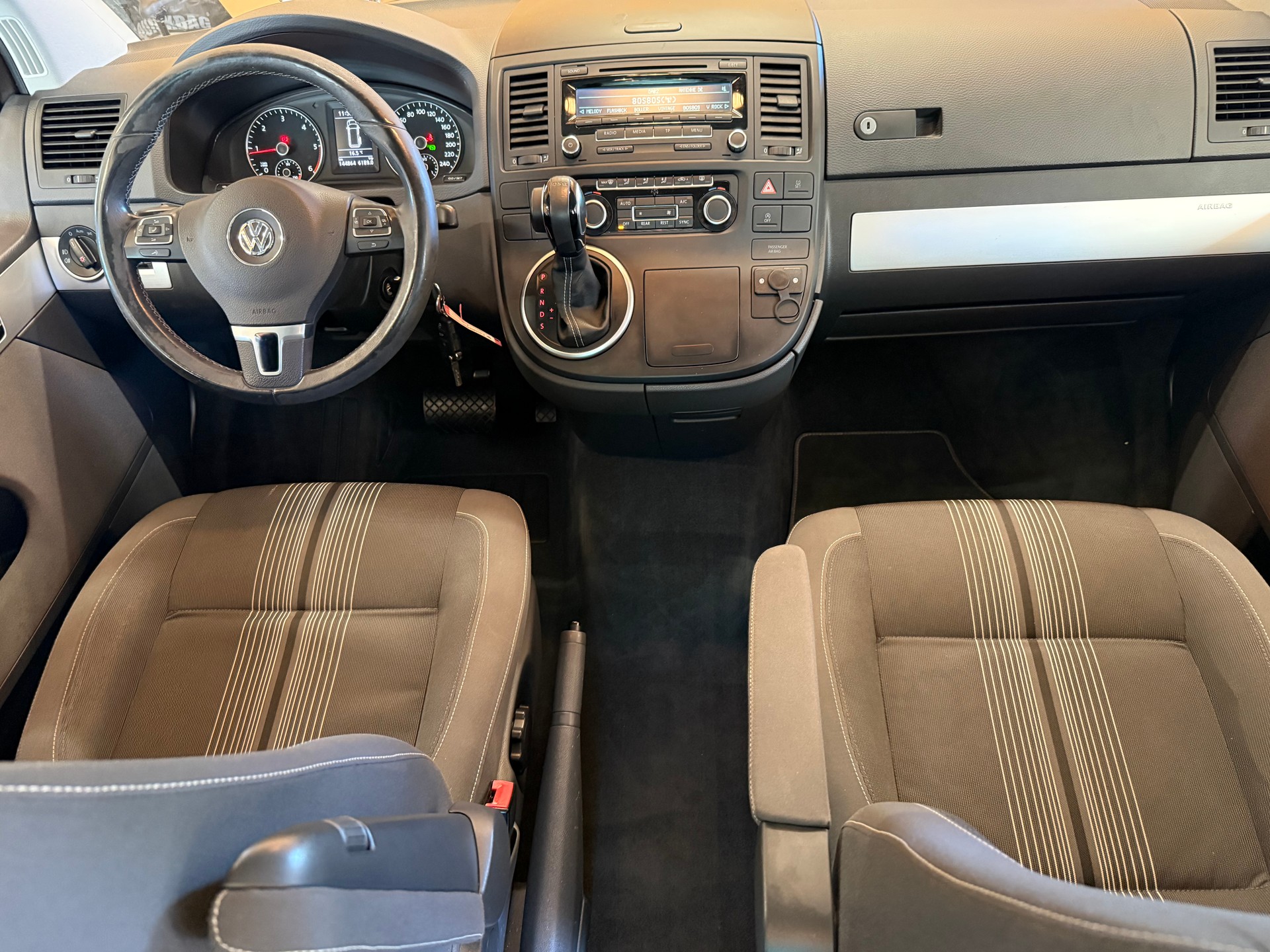 VW T5 Multivan 2.0 TDI CR Family Match DSG-image-9