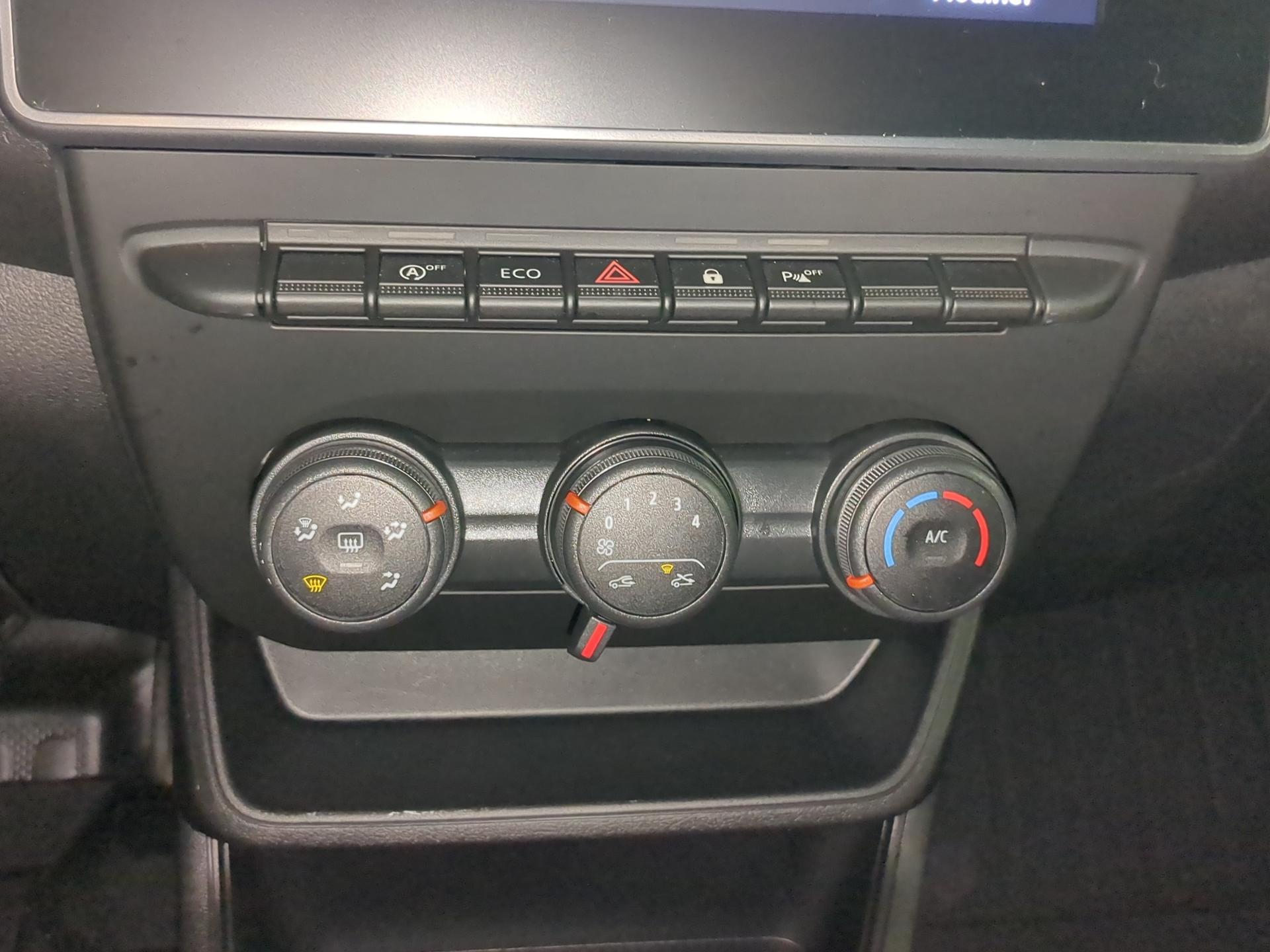 RENAULT Express 1.3TCe 100 PF Extra-image-17