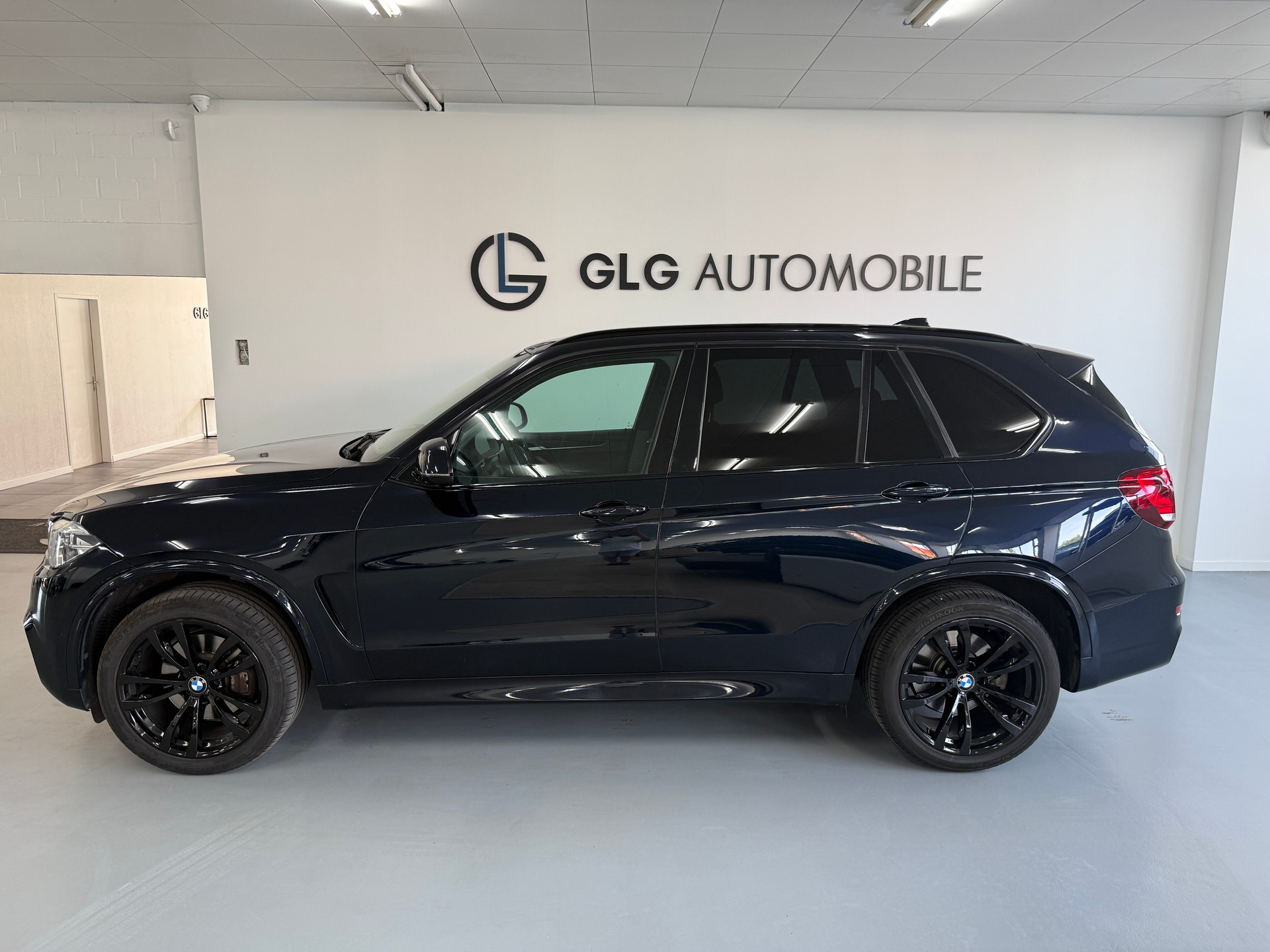 BMW X5 xDrive 40d Steptronic-image-1