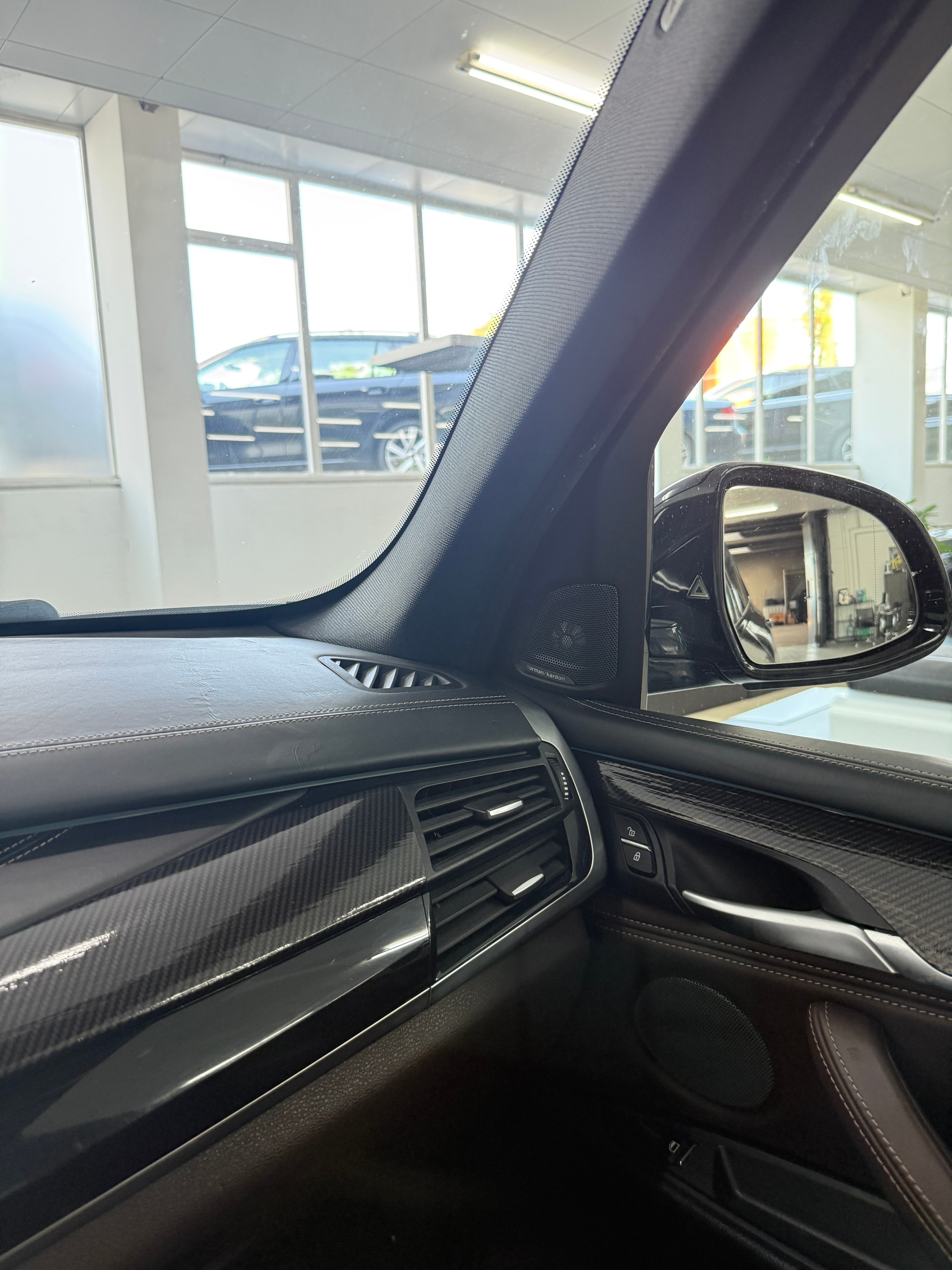 BMW X5 xDrive 40d Steptronic-image-12