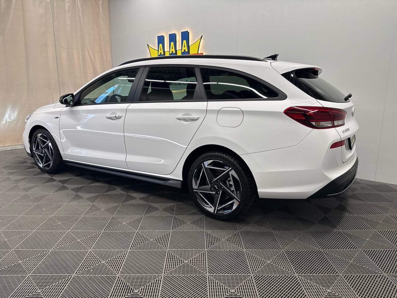 HYUNDAI i30 Wagon 1.5 T-GDi N Line 48V MH DCT-image-1