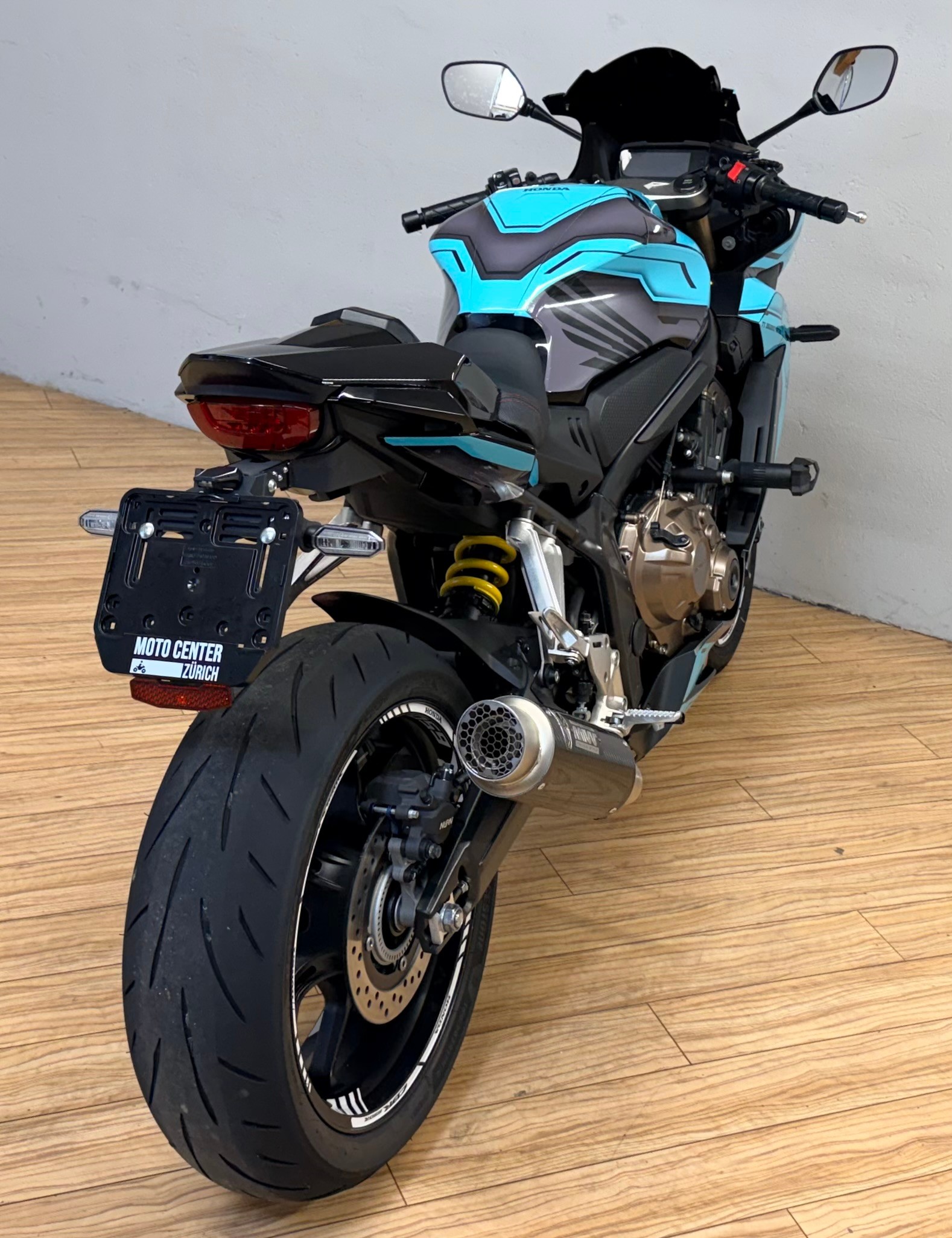 HONDA CBR 650 R-showroom-element-2