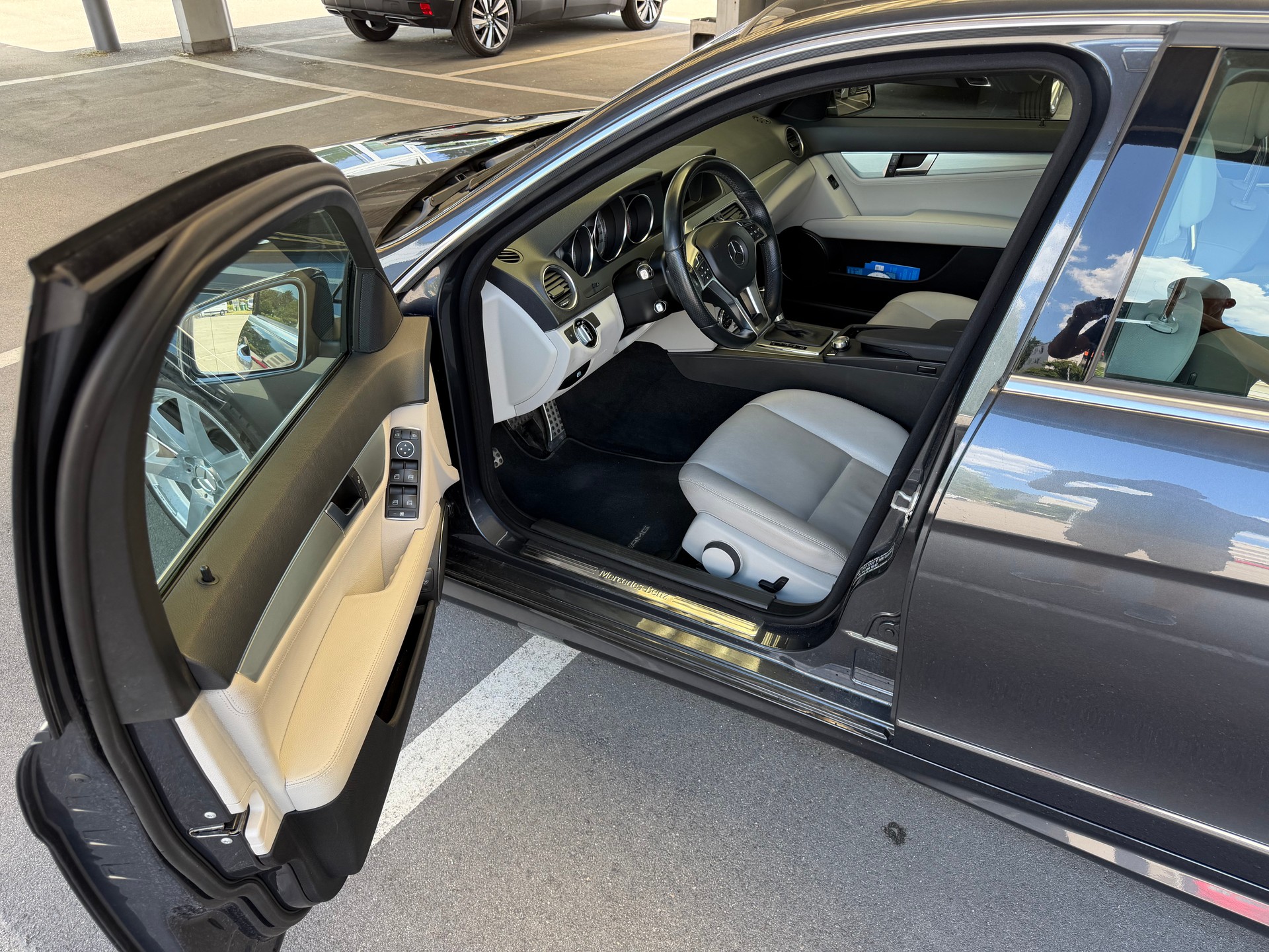 MERCEDES-BENZ C 350 V6 Avantgarde 4matic AMG-Paket-image-6