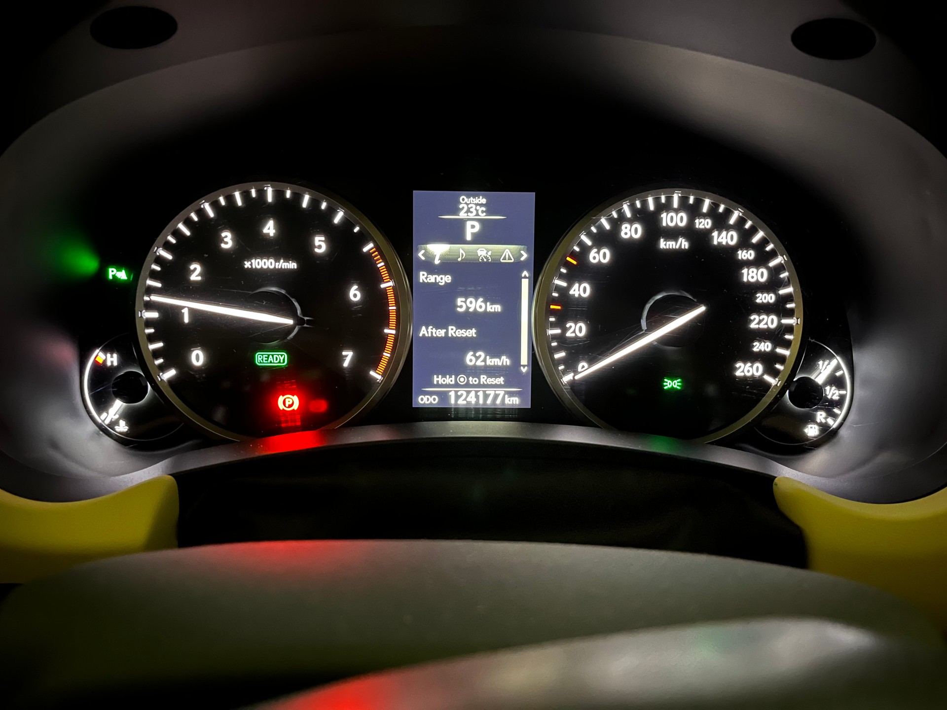 LEXUS 300h Excellence Vollhybrid-image-7